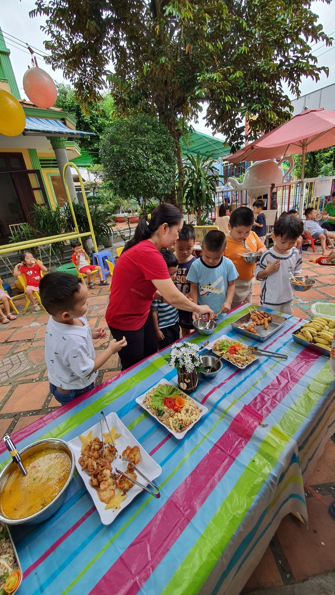 SINH NHẬT CÔ VÀ BÉ THÁNG 9,10/2022