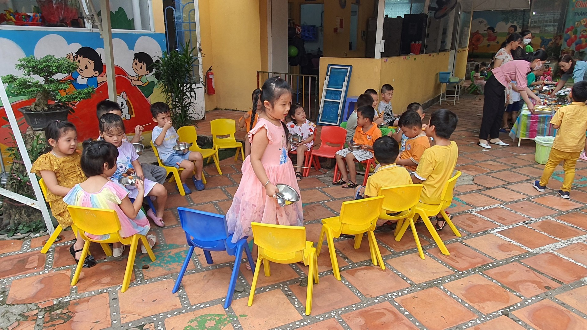 SINH NHẬT CÔ VÀ BÉ THÁNG 9,10/2022