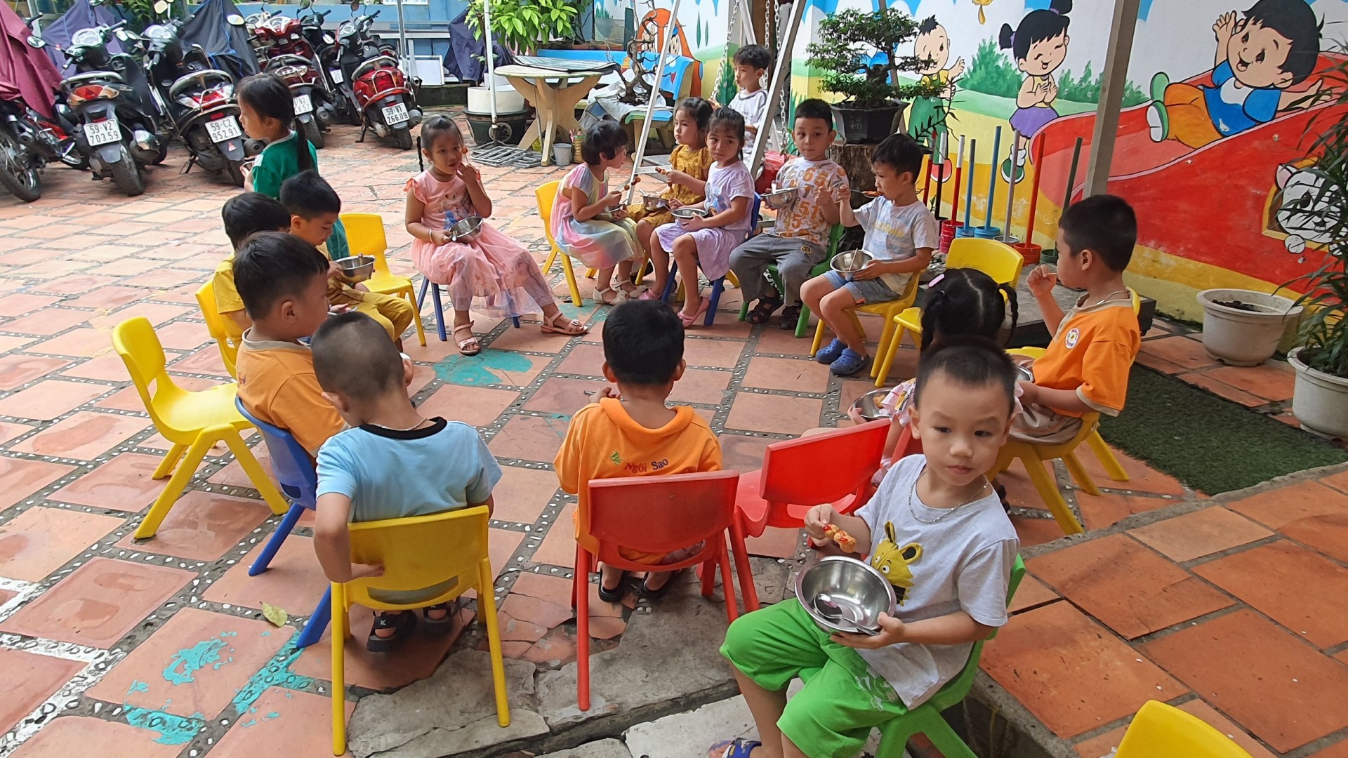 SINH NHẬT CÔ VÀ BÉ THÁNG 9,10/2022