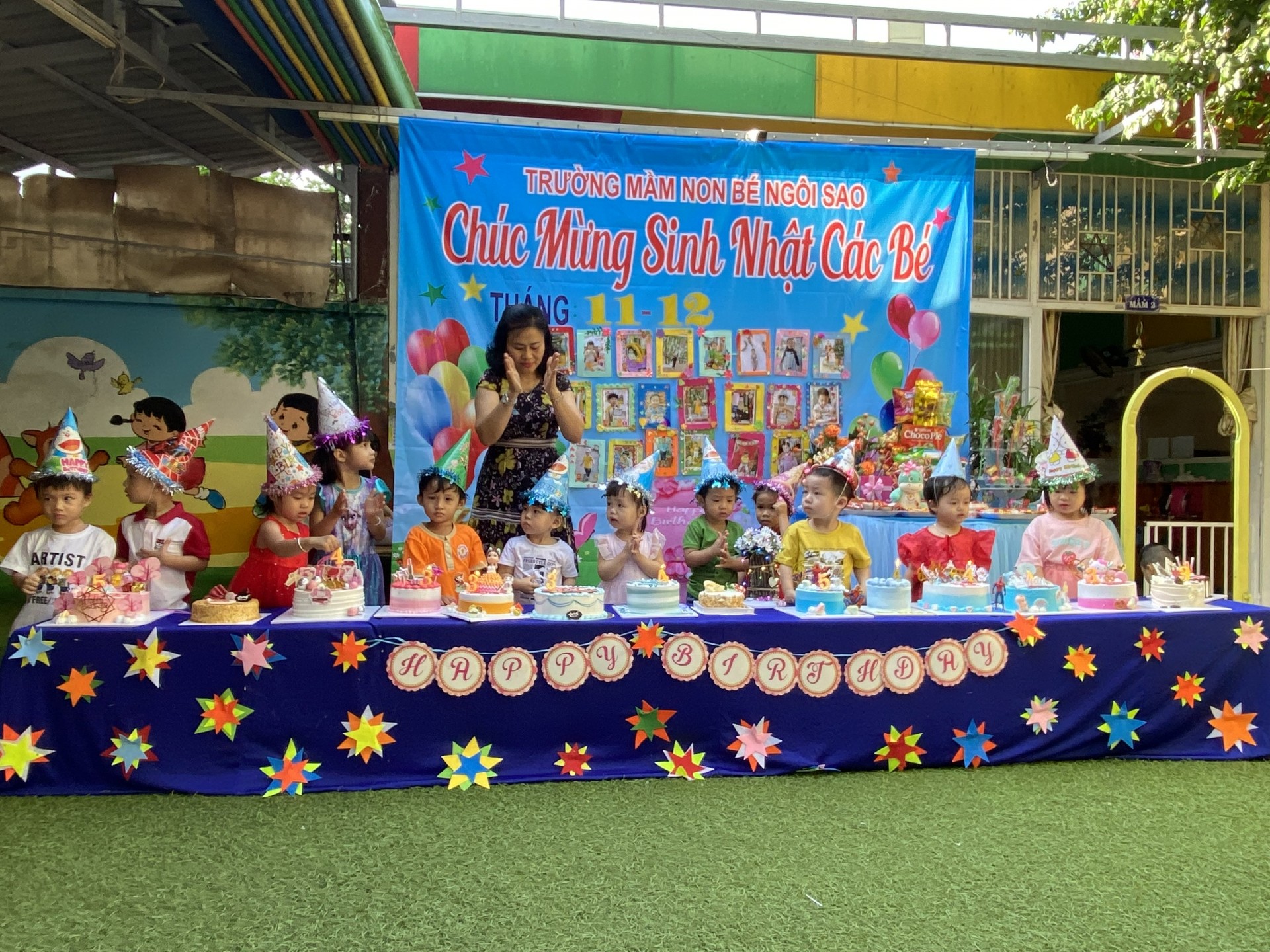 MỪNG SINH NHẬT CÔ VÀ BÉ 11/12-2022