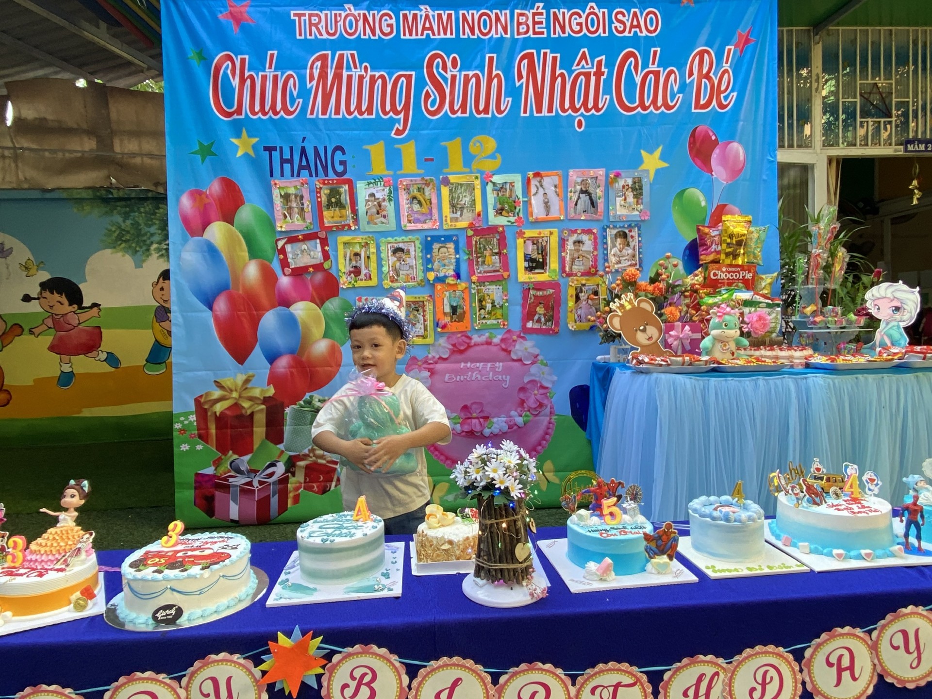 MỪNG SINH NHẬT CÔ VÀ BÉ 11/12-2022