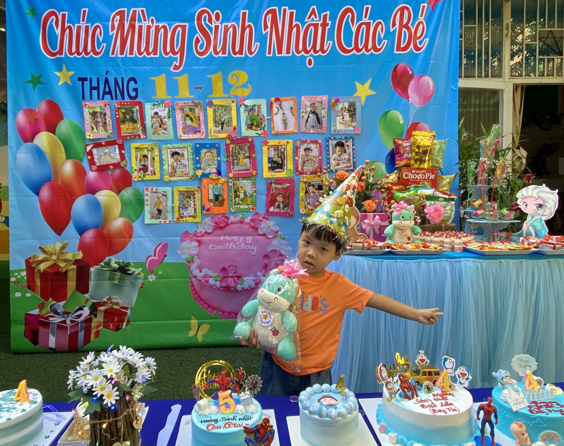 MỪNG SINH NHẬT CÔ VÀ BÉ 11/12-2022