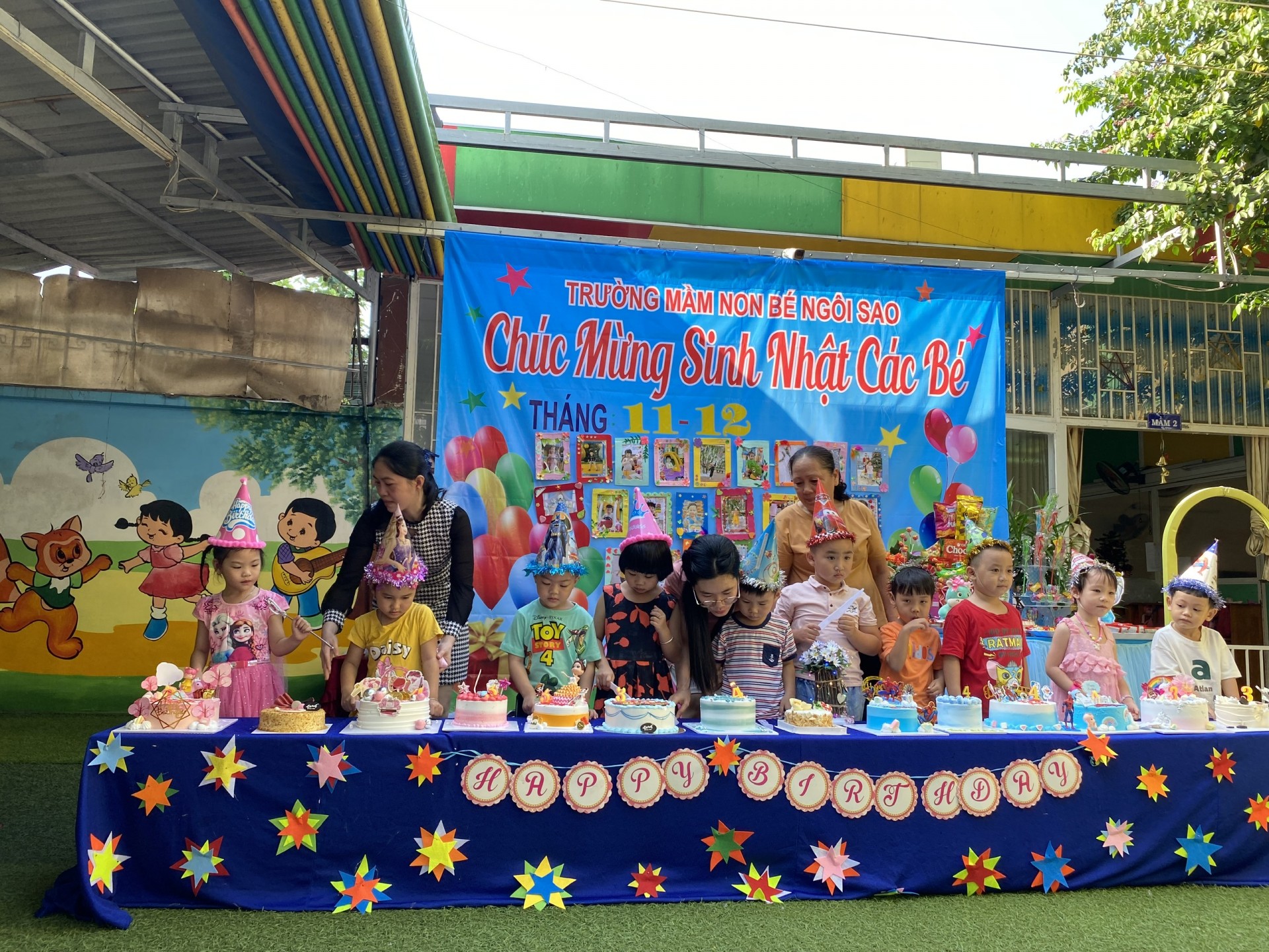 MỪNG SINH NHẬT CÔ VÀ BÉ 11/12-2022