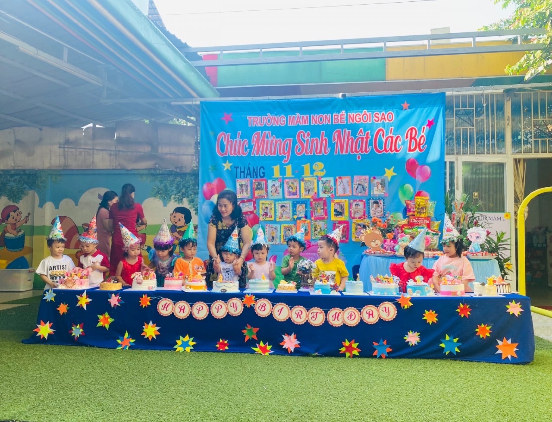 MỪNG SINH NHẬT CÔ VÀ BÉ 11/12-2022