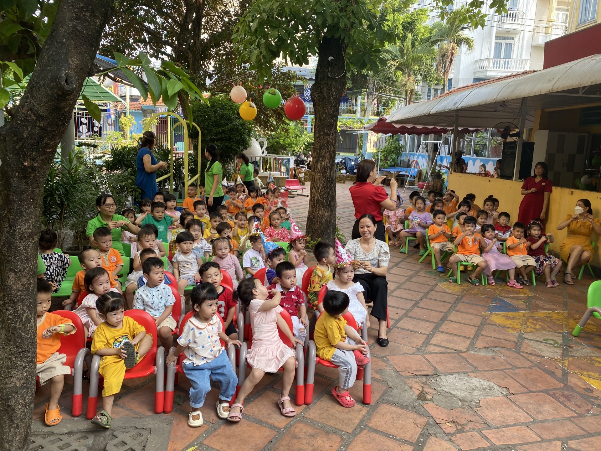 SINH NHẬT CÔ VÀ BÉ THÁNG 1,2/2023