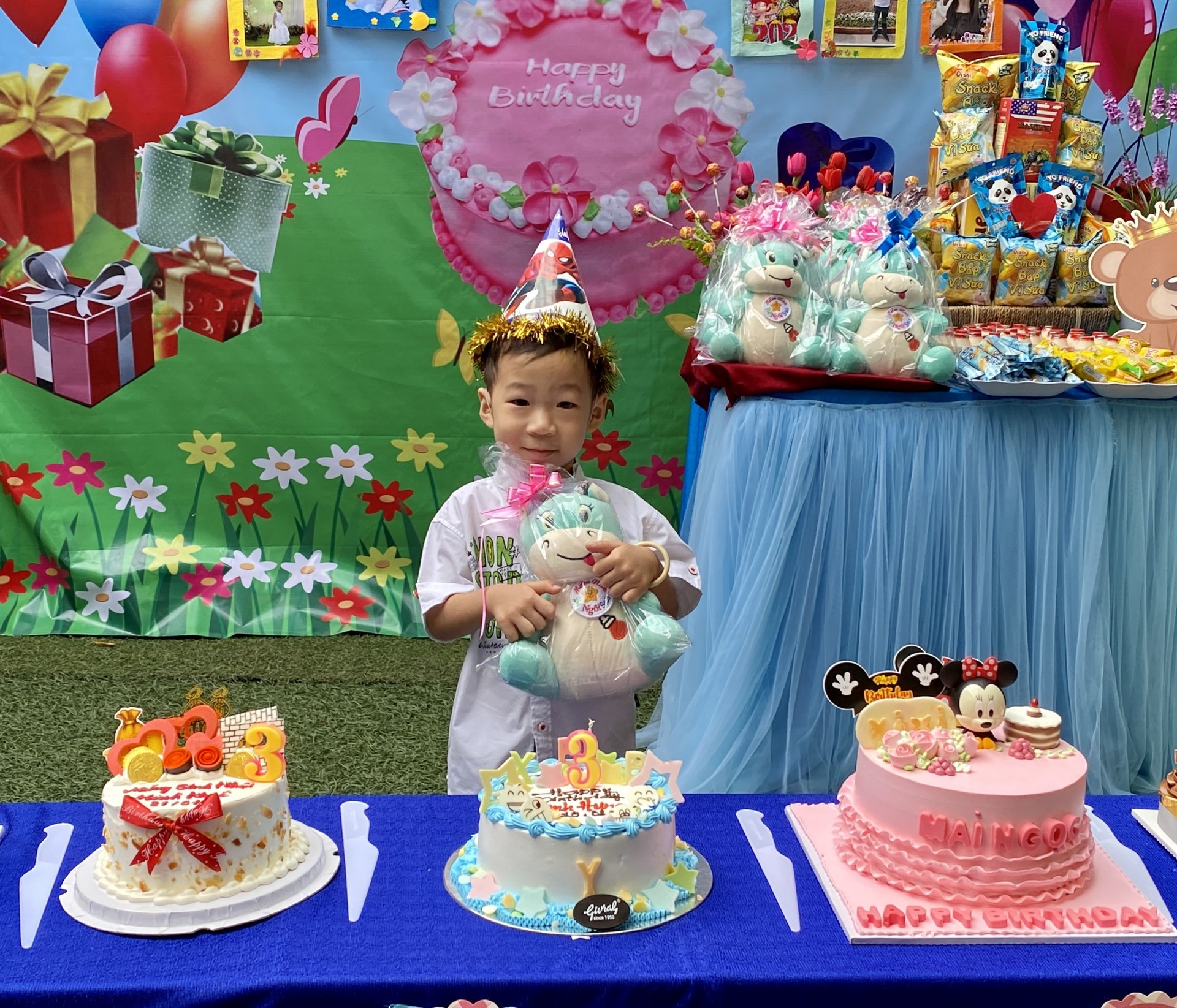 SINH NHẬT CÔ VÀ BÉ THÁNG 1,2/2023