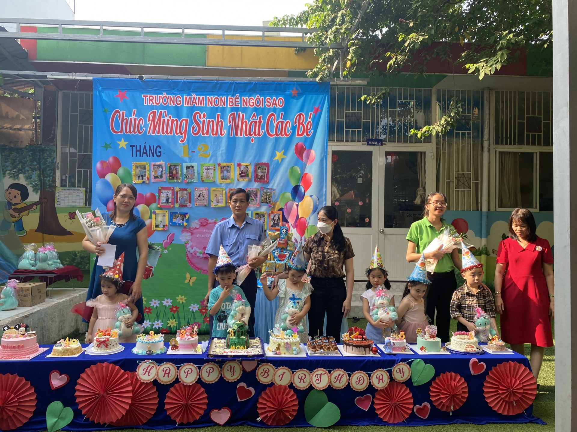 SINH NHẬT CÔ VÀ BÉ THÁNG 1,2/2023