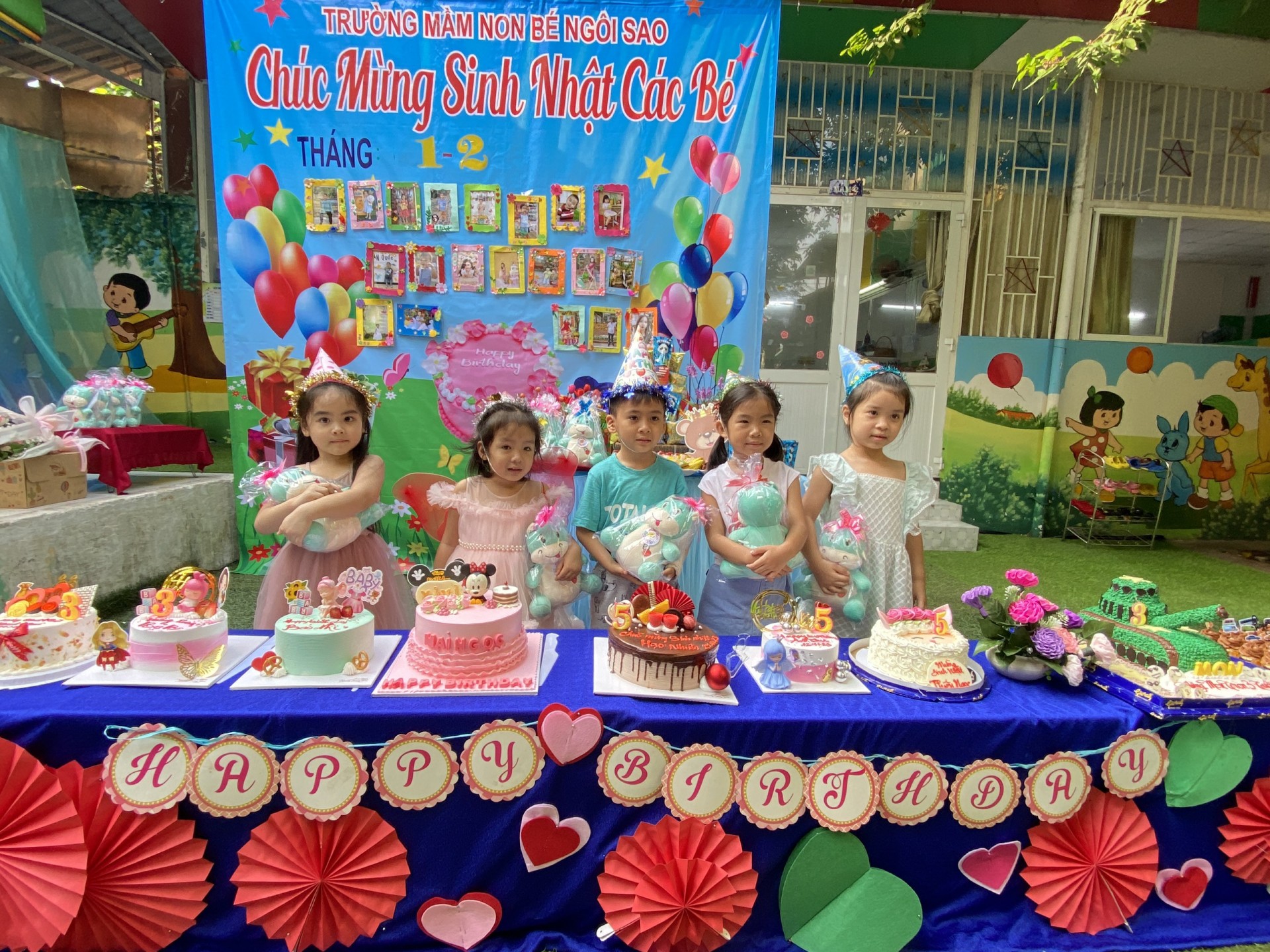 SINH NHẬT CÔ VÀ BÉ THÁNG 1,2/2023