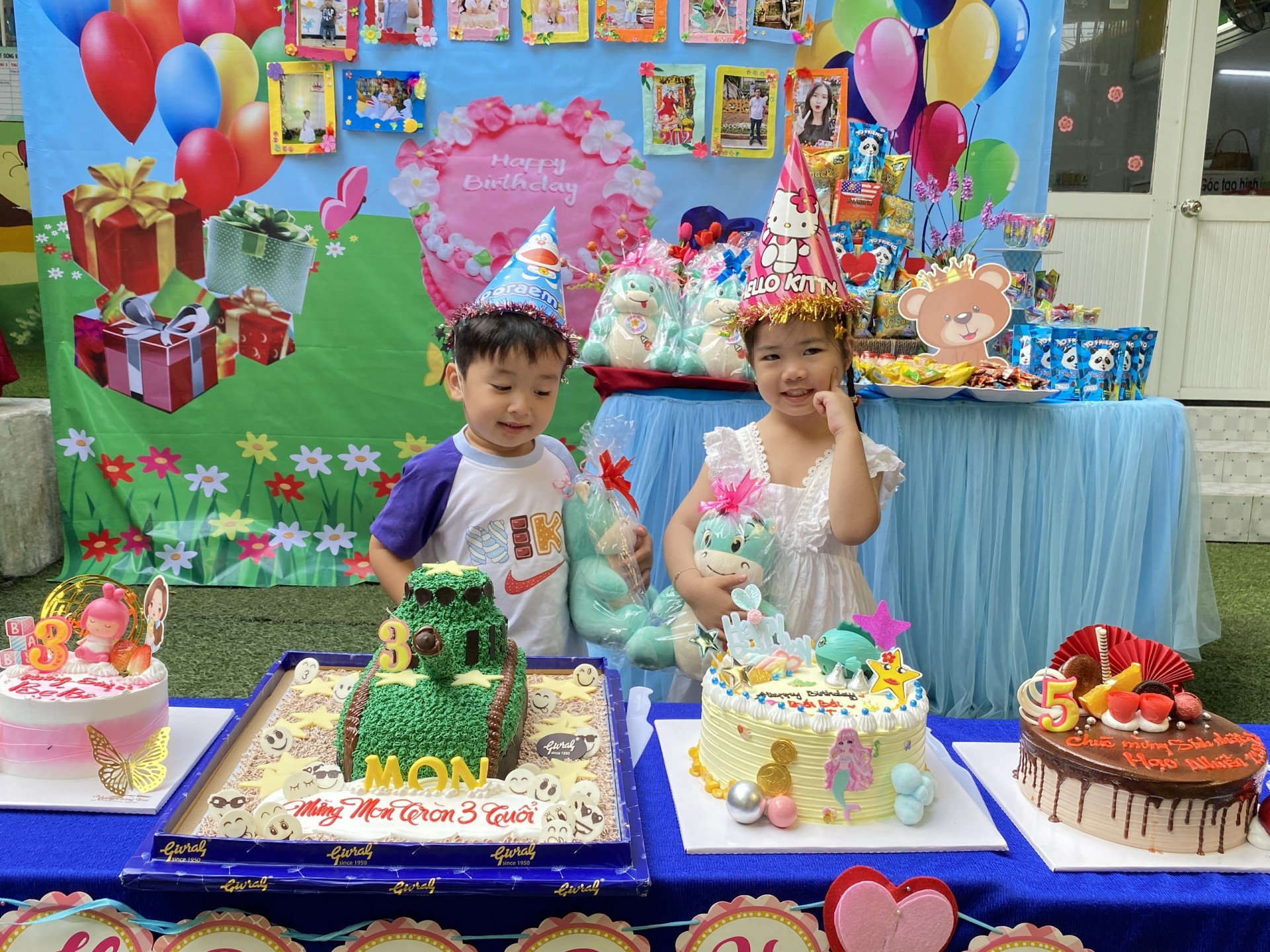 SINH NHẬT CÔ VÀ BÉ THÁNG 1,2/2023