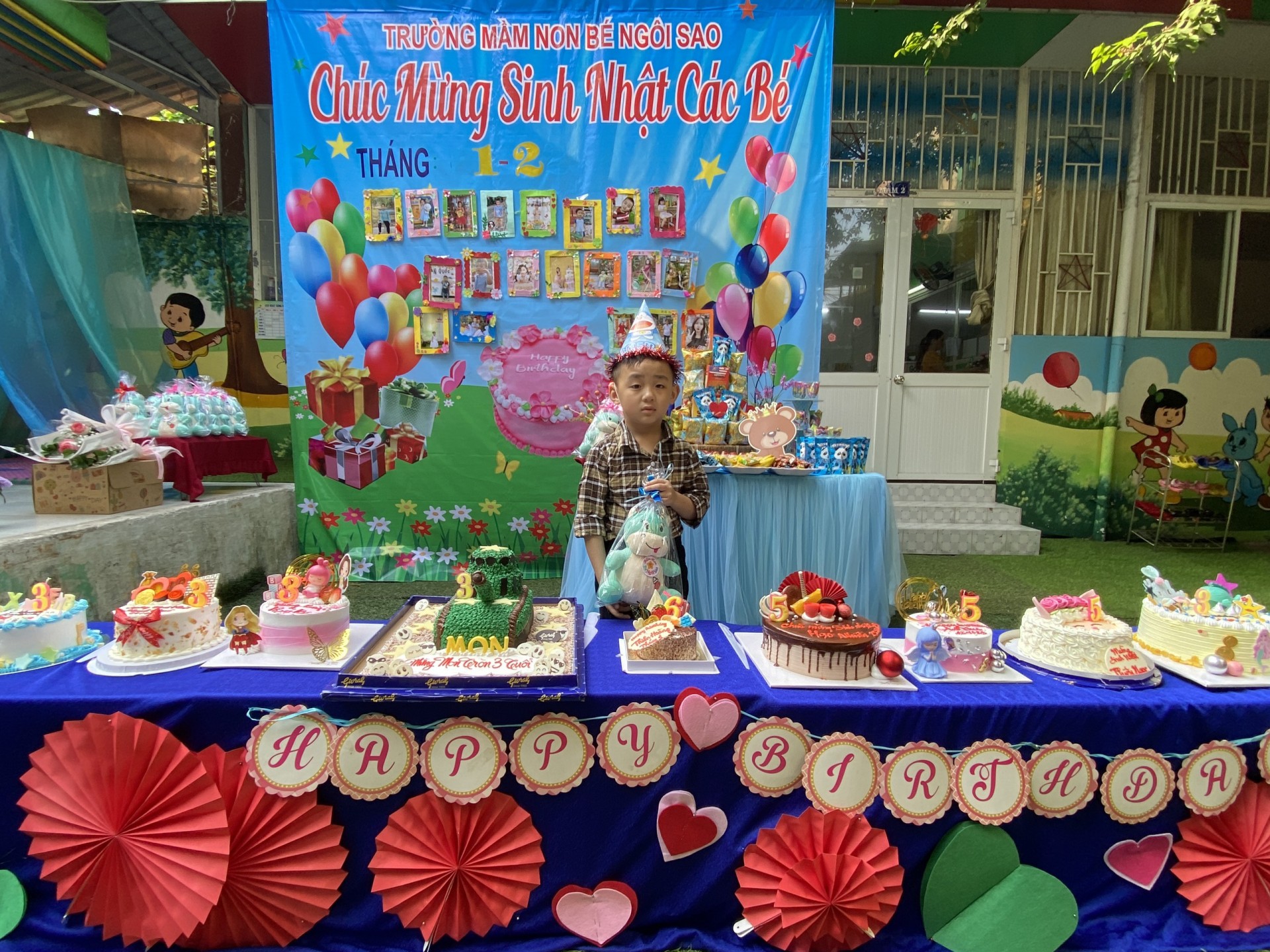 SINH NHẬT CÔ VÀ BÉ THÁNG 1,2/2023