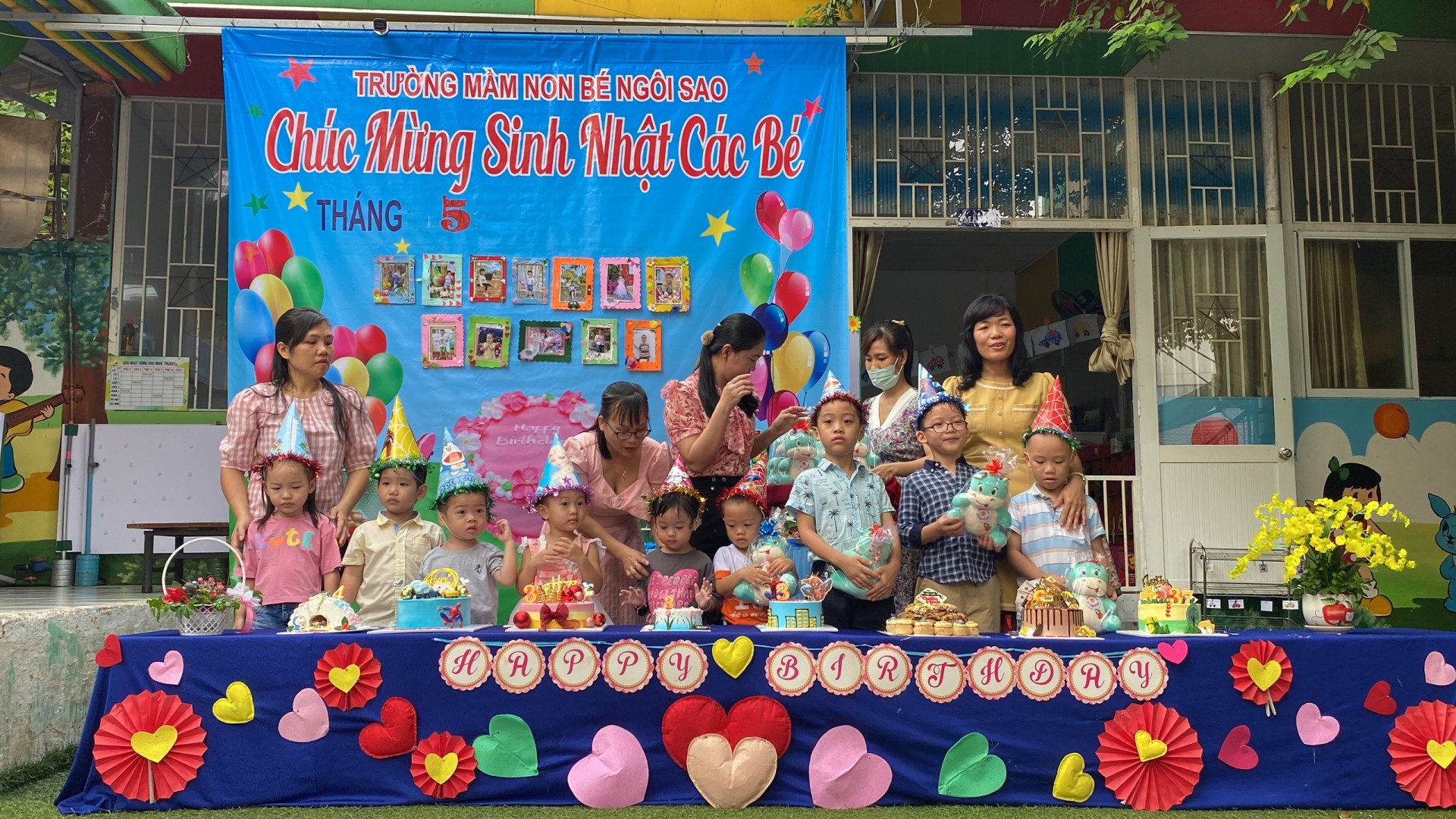 MỪNG SINH NHẬT CÔ VÀ BÉ THÁNG 5