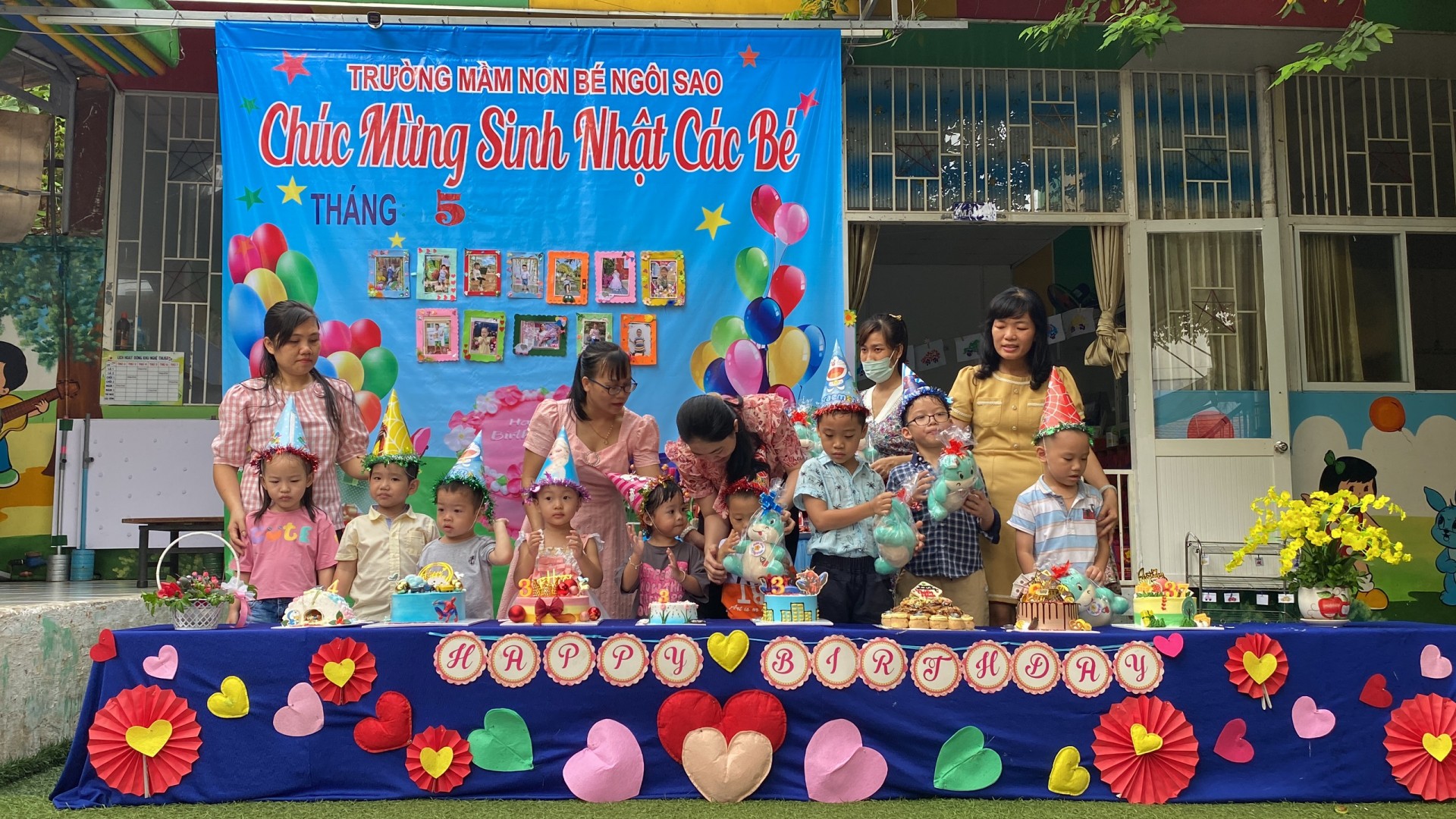 MỪNG SINH NHẬT CÔ VÀ BÉ THÁNG 5