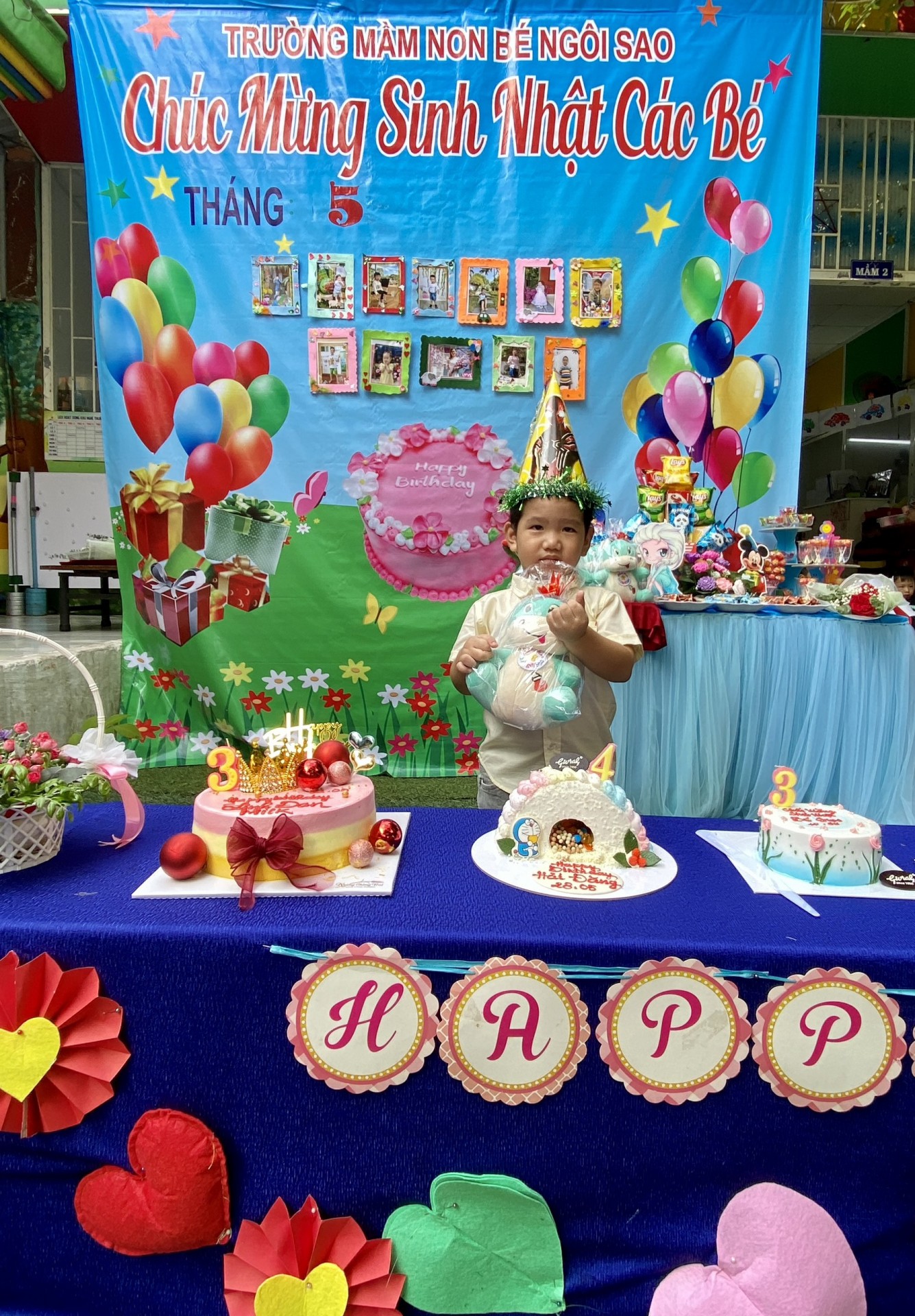 MỪNG SINH NHẬT CÔ VÀ BÉ THÁNG 5