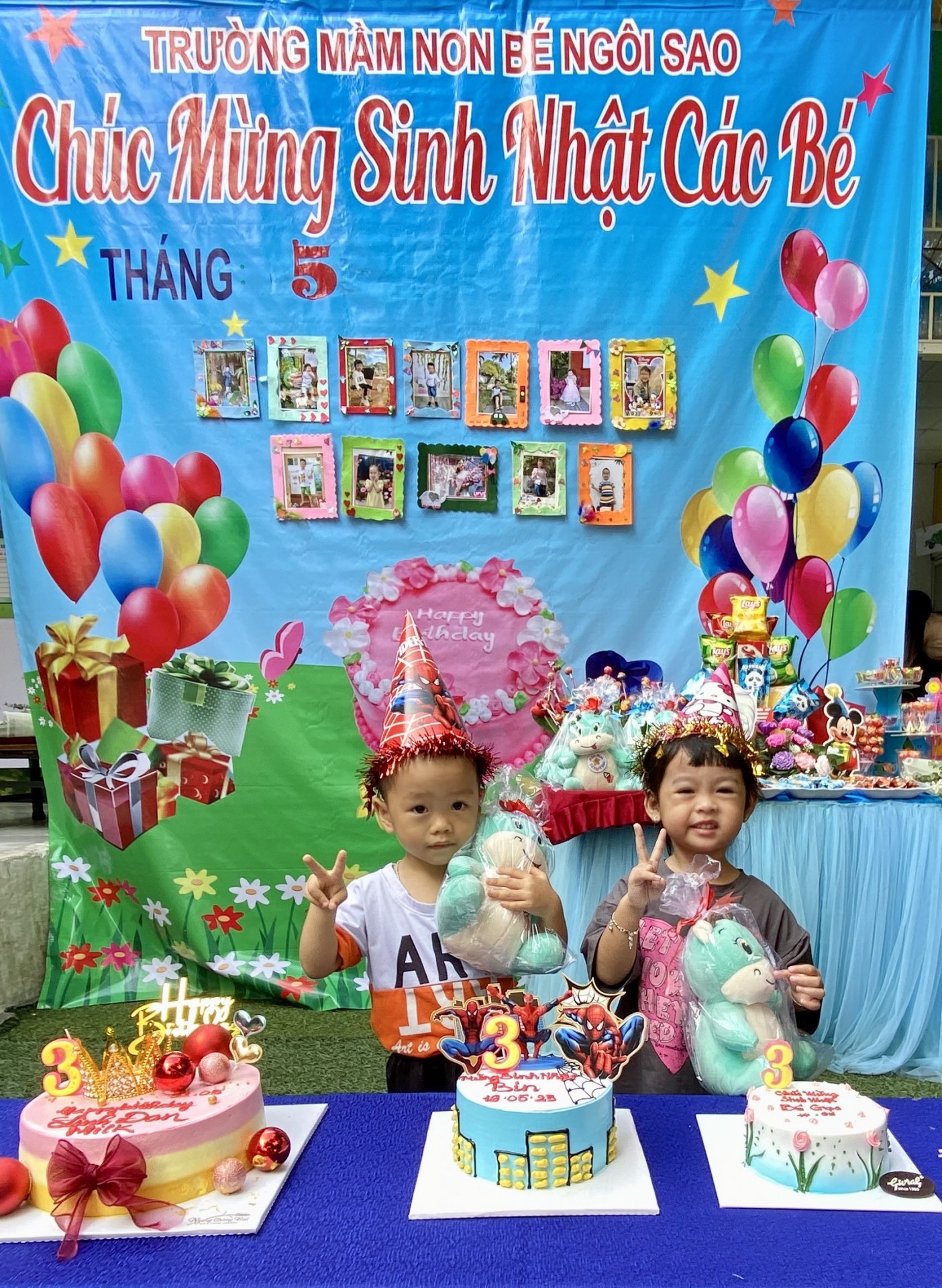 MỪNG SINH NHẬT CÔ VÀ BÉ THÁNG 5