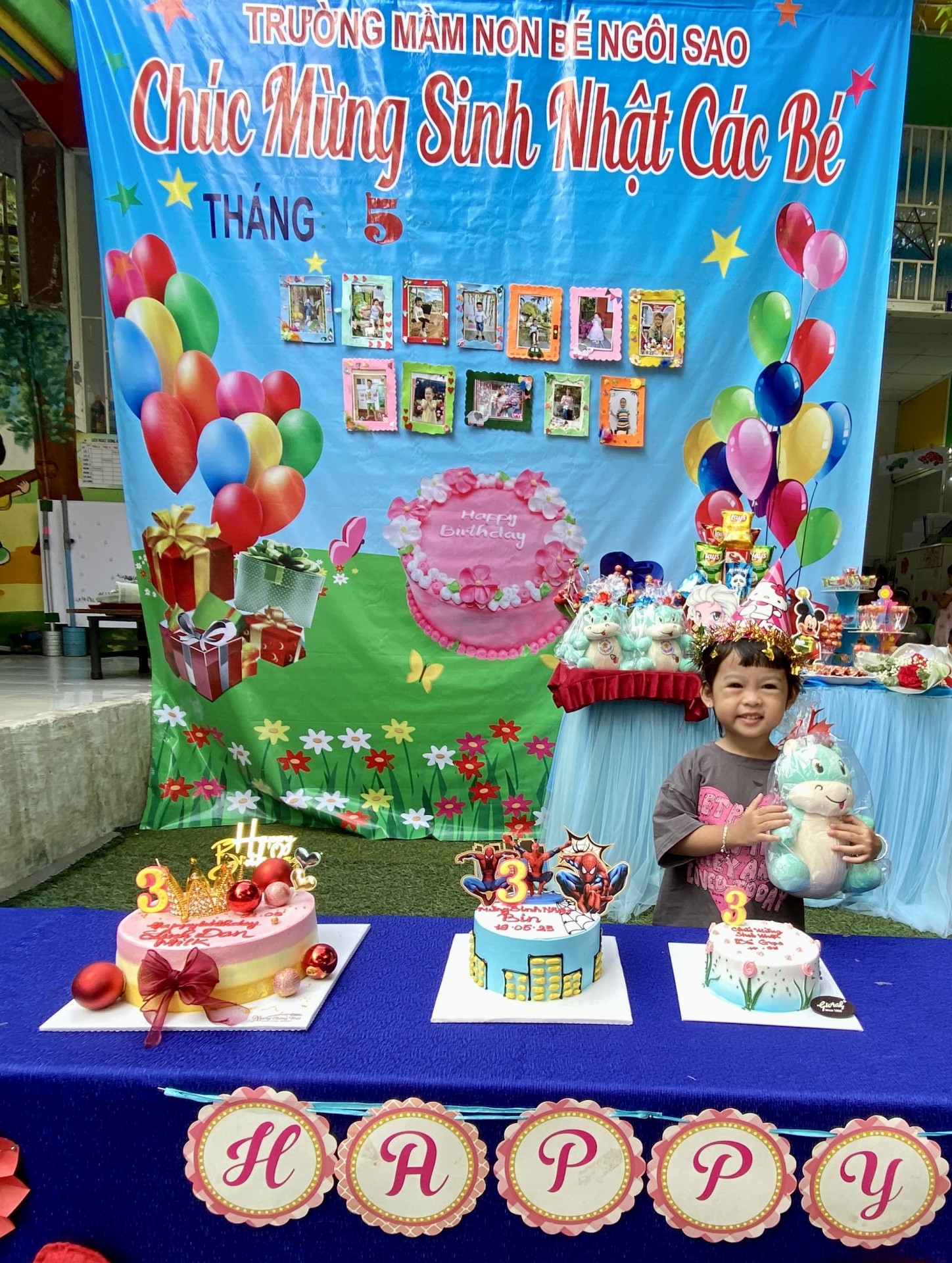 MỪNG SINH NHẬT CÔ VÀ BÉ THÁNG 5