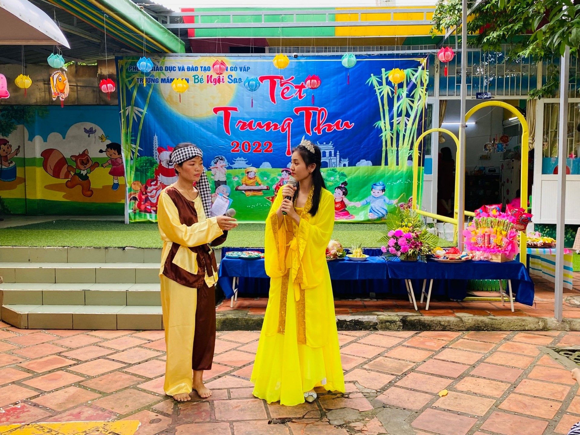 BÉ VUI TRUNG THU 2022