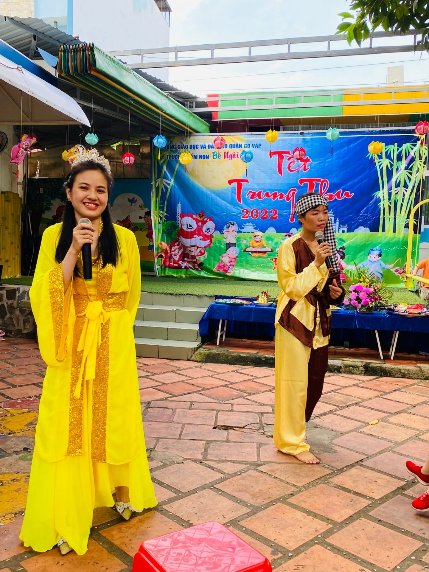 BÉ VUI TRUNG THU 2022