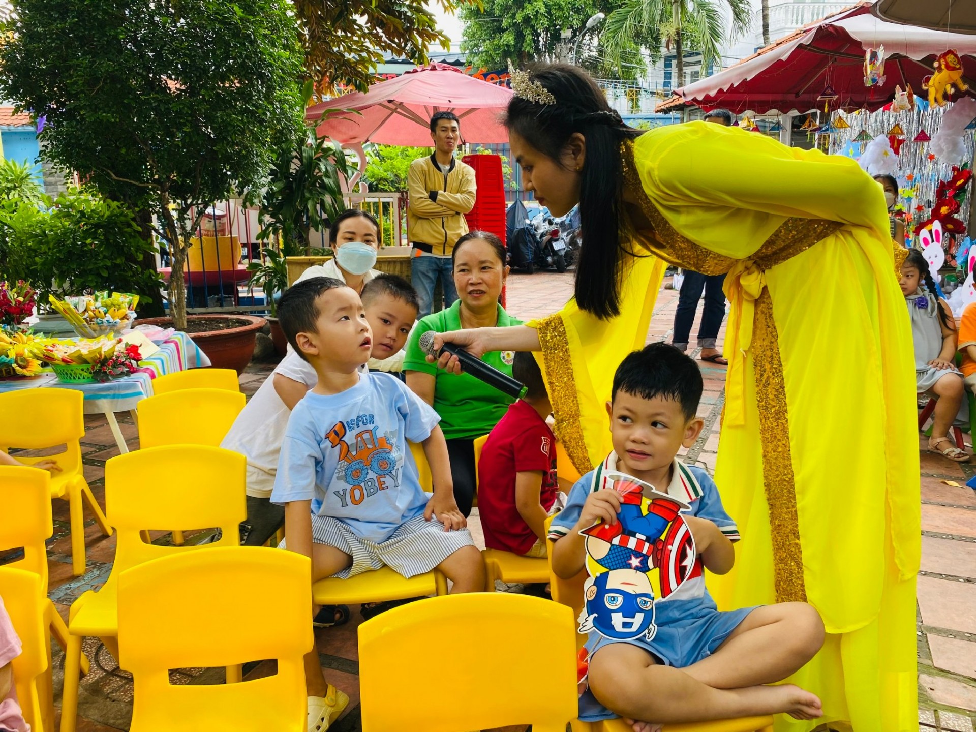 BÉ VUI TRUNG THU 2022