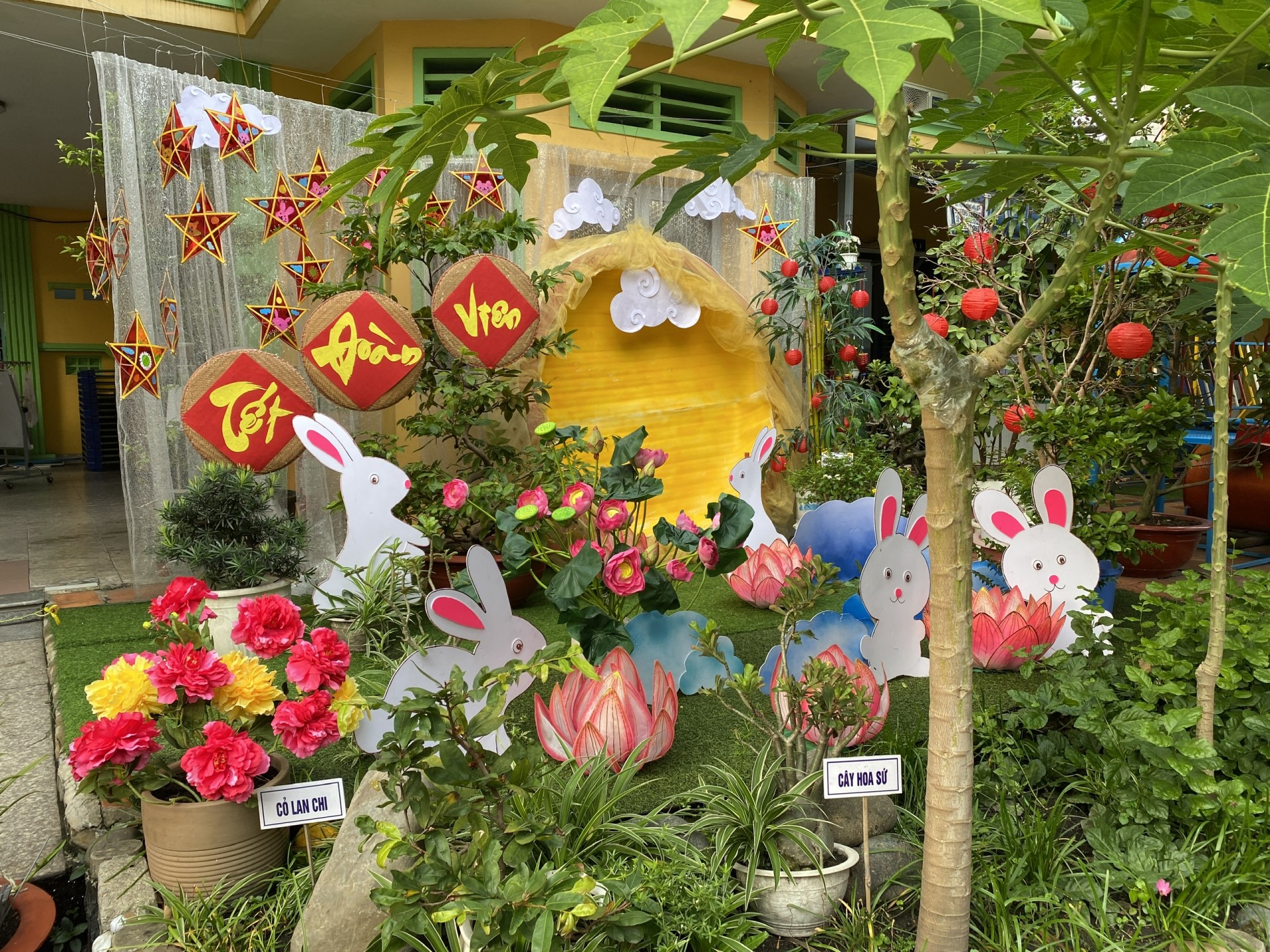 BÉ VUI TRUNG THU 2023