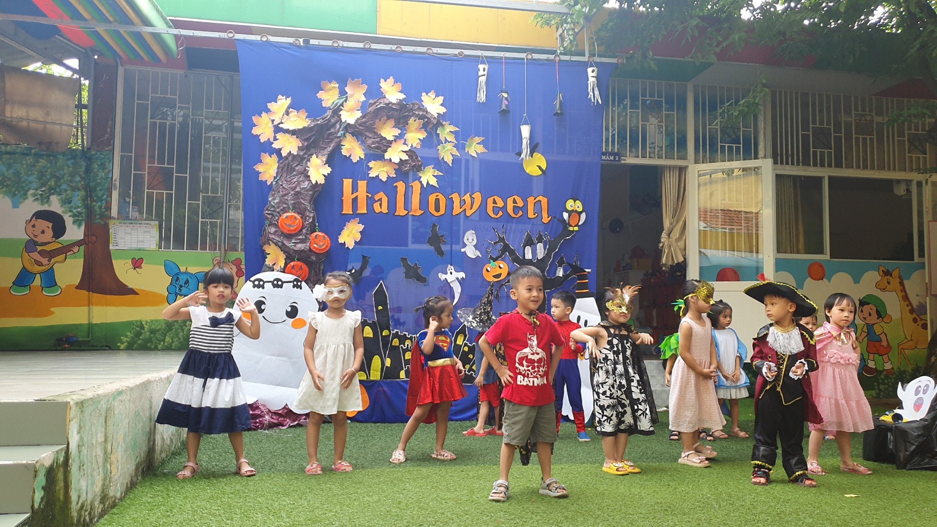 LỄ HỘI HÓA TRANG 2022