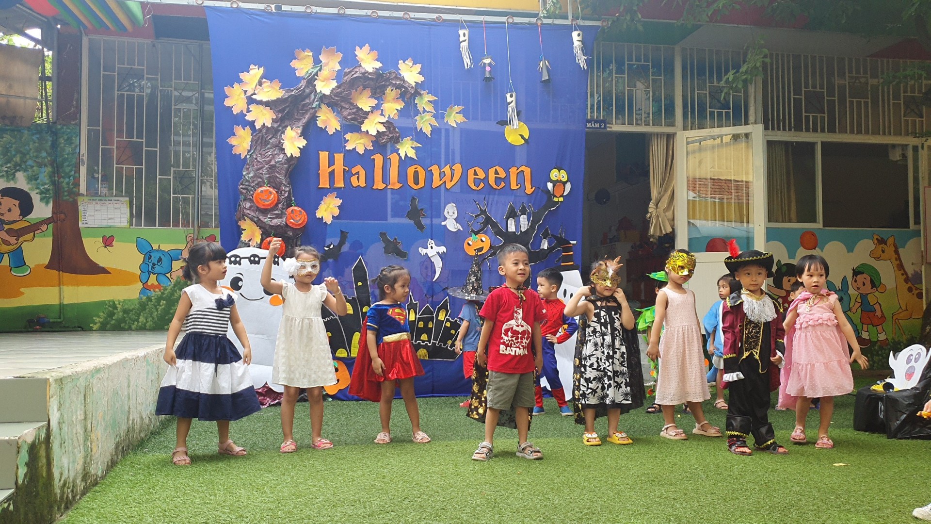 LỄ HỘI HÓA TRANG 2022