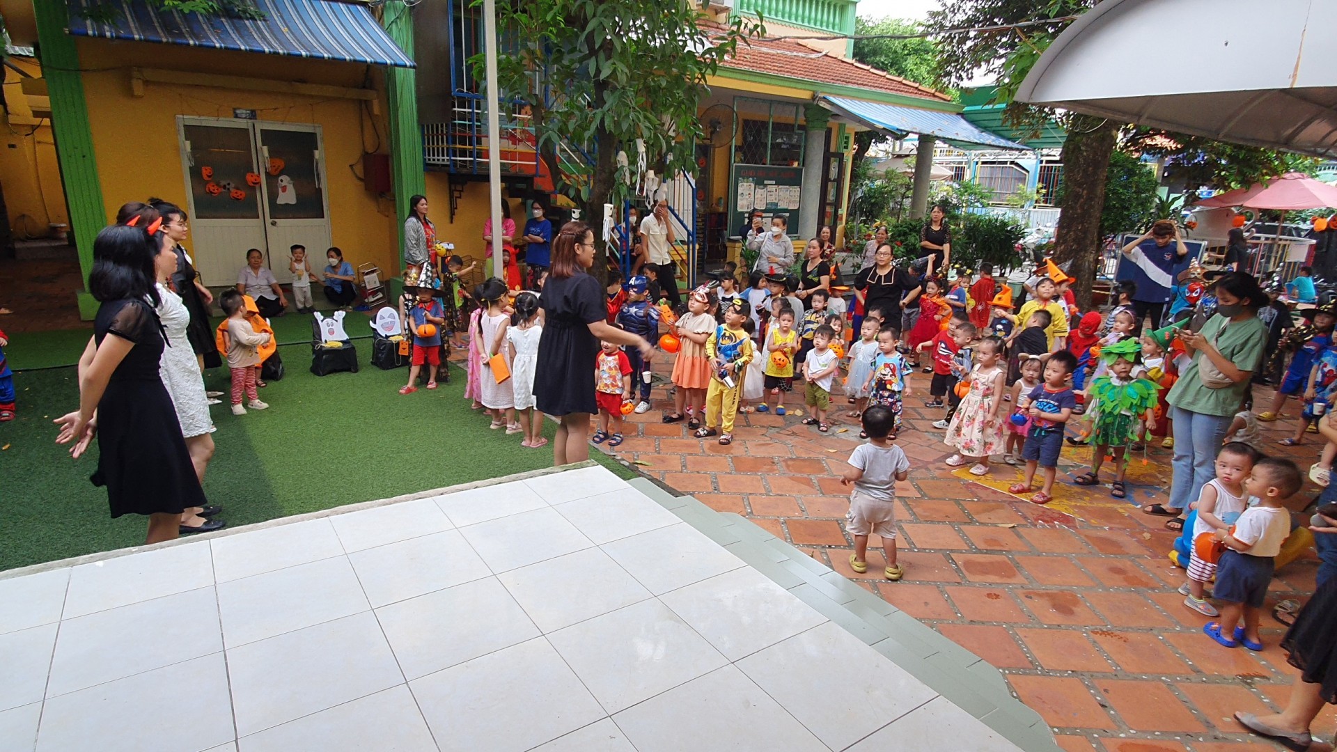 LỄ HỘI HÓA TRANG 2022