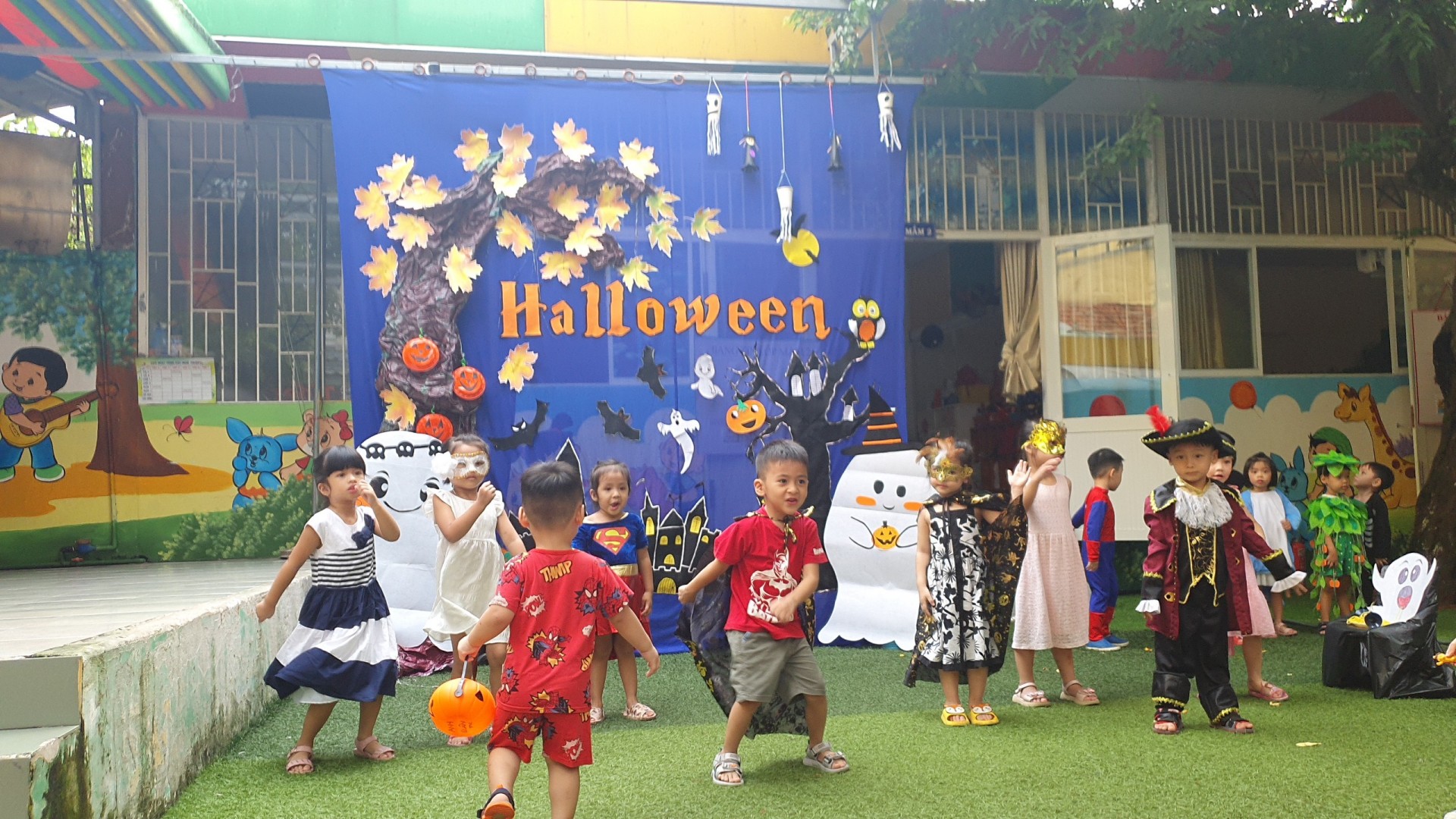 LỄ HỘI HÓA TRANG 2022