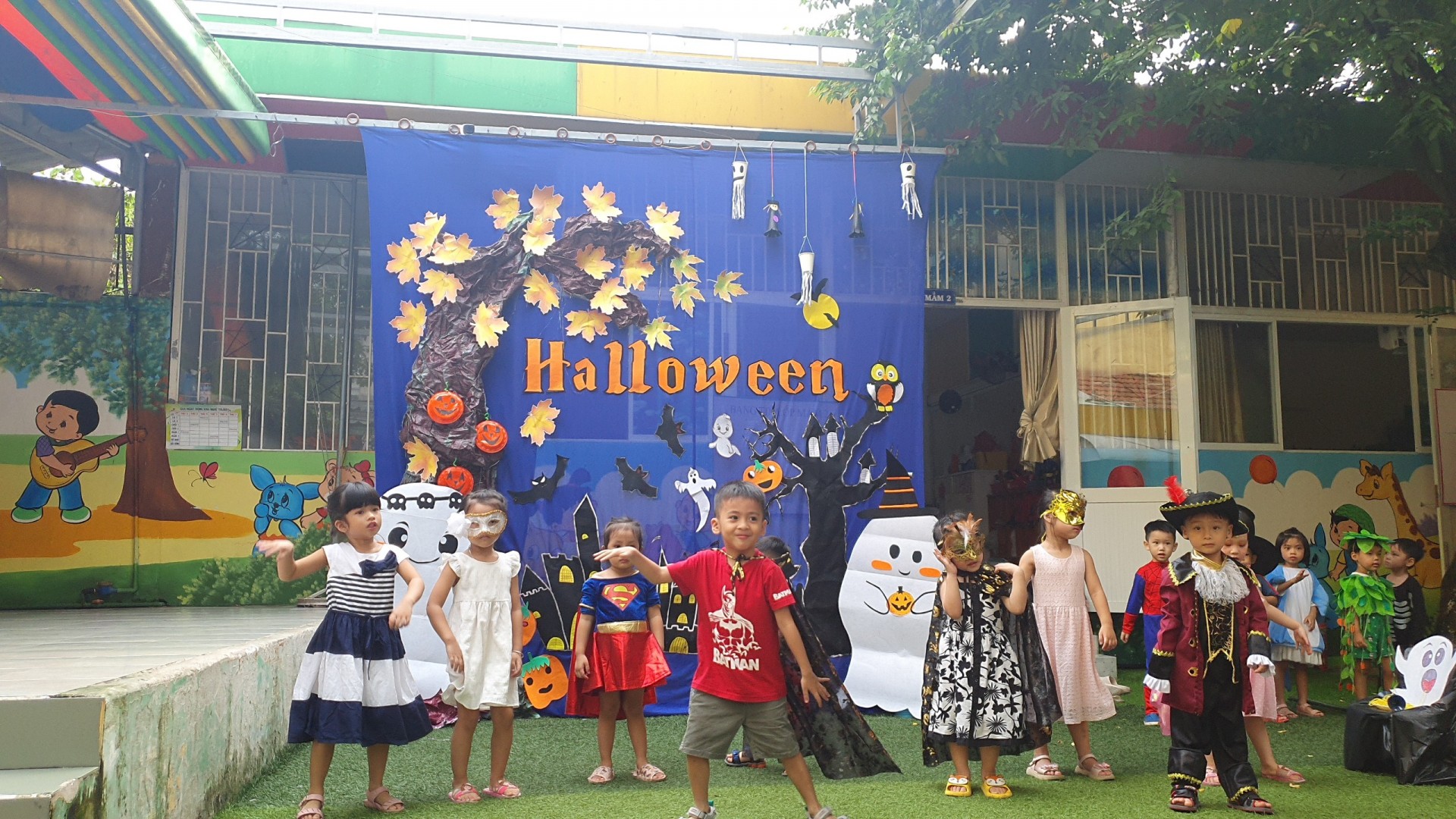 LỄ HỘI HÓA TRANG 2022