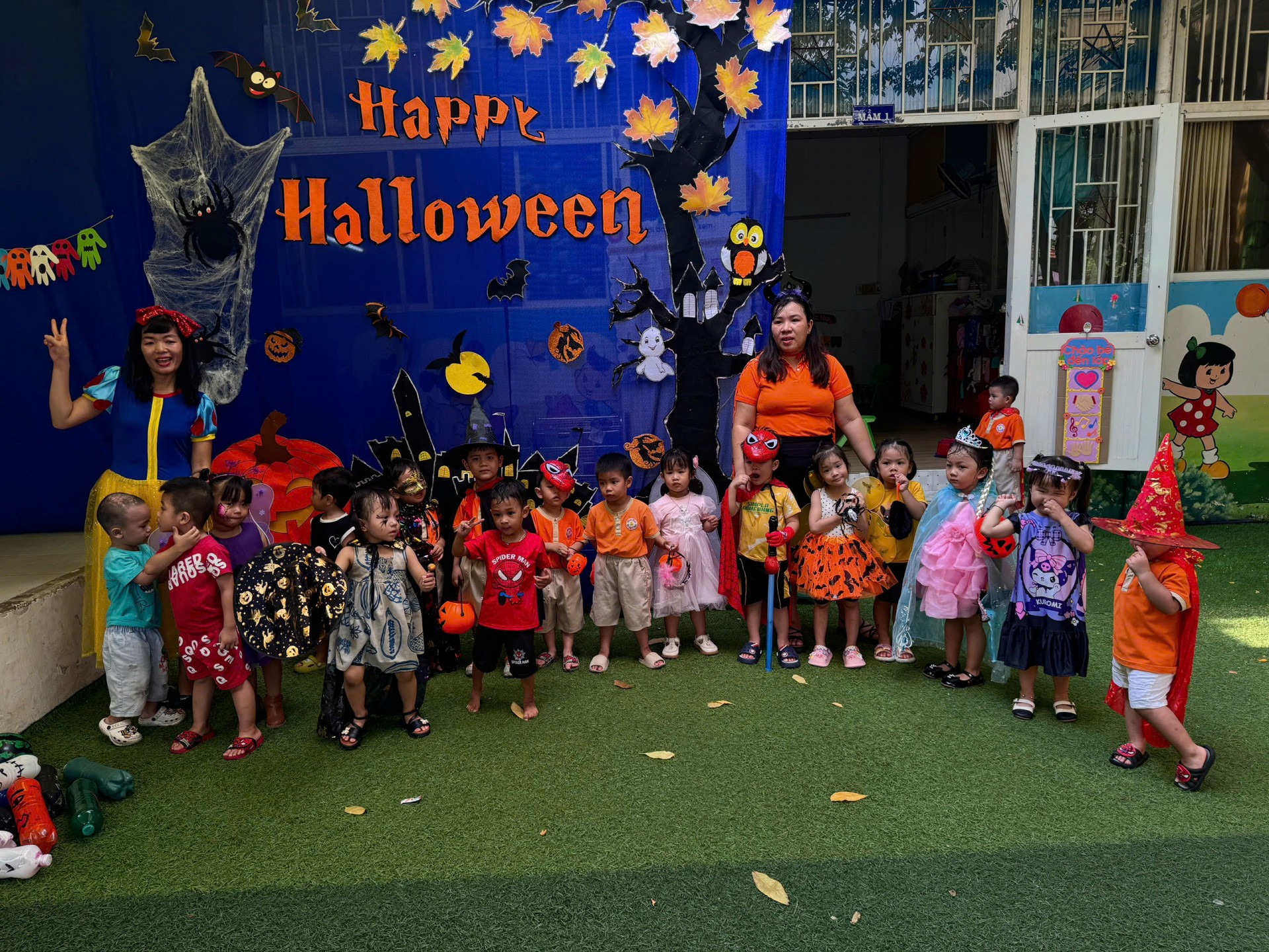 HAPPY HALLOWEEN 2024