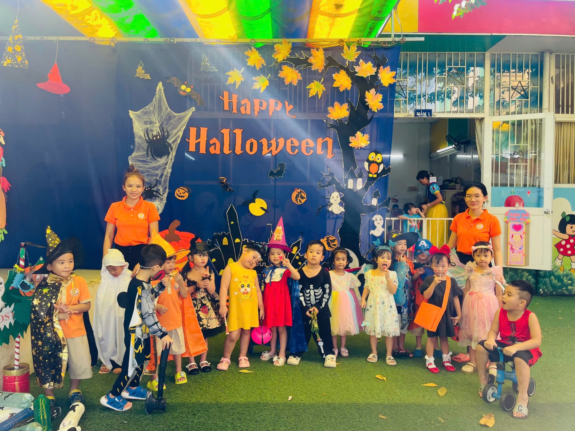 HAPPY HALLOWEEN 2024