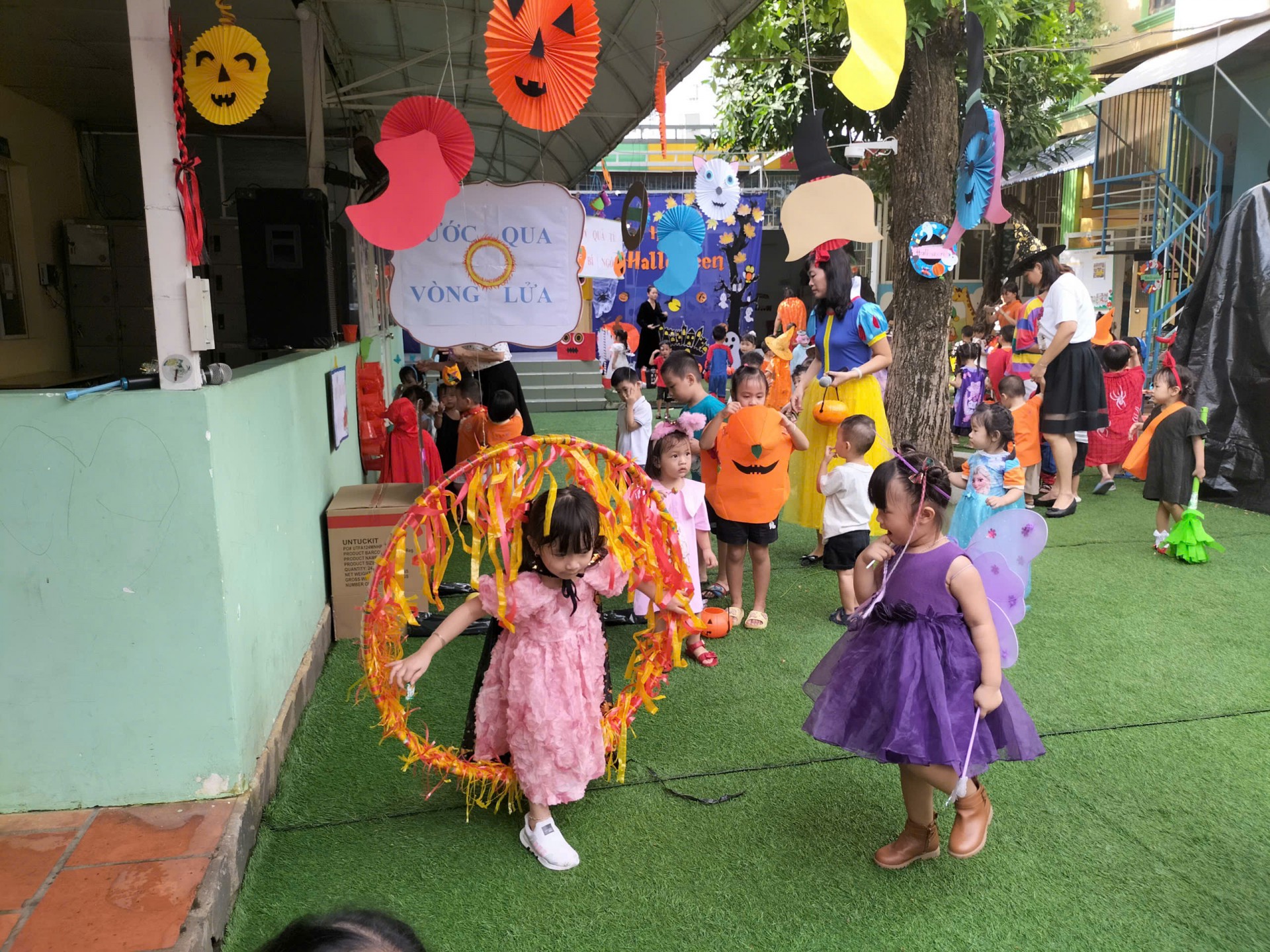 HAPPY HALLOWEEN 2024