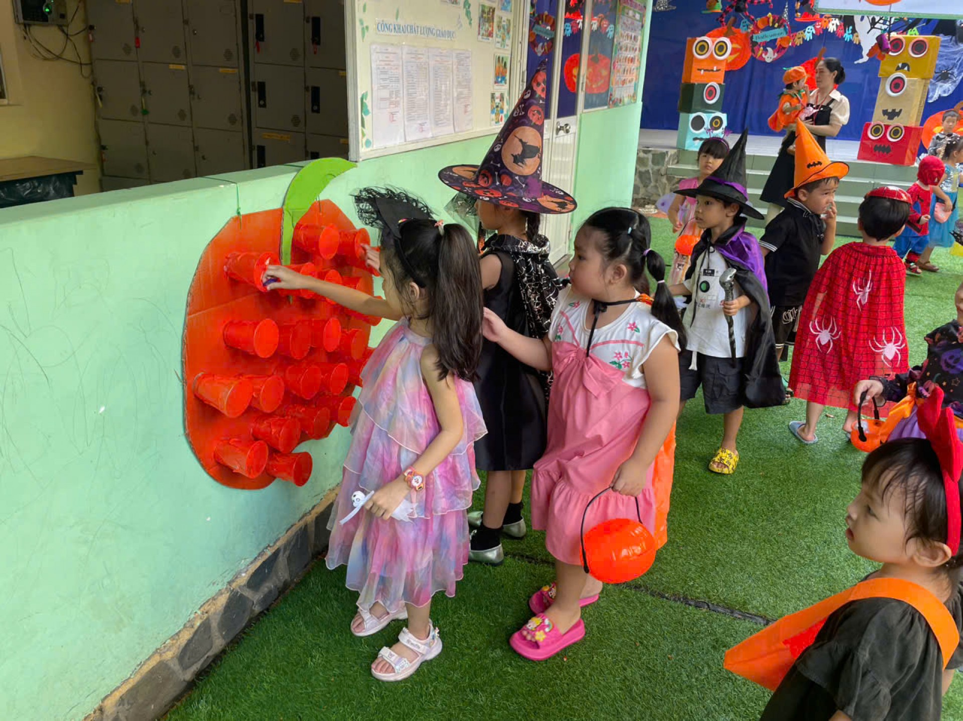 HAPPY HALLOWEEN 2024