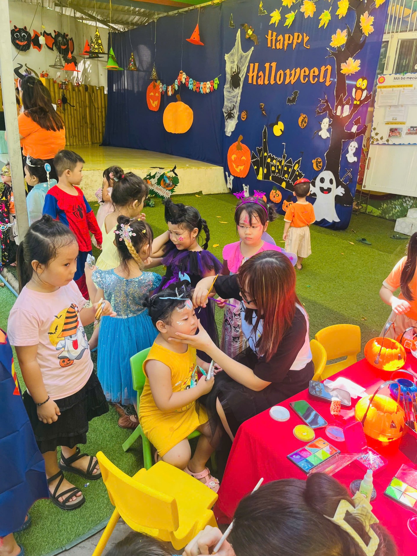 HAPPY HALLOWEEN 2024