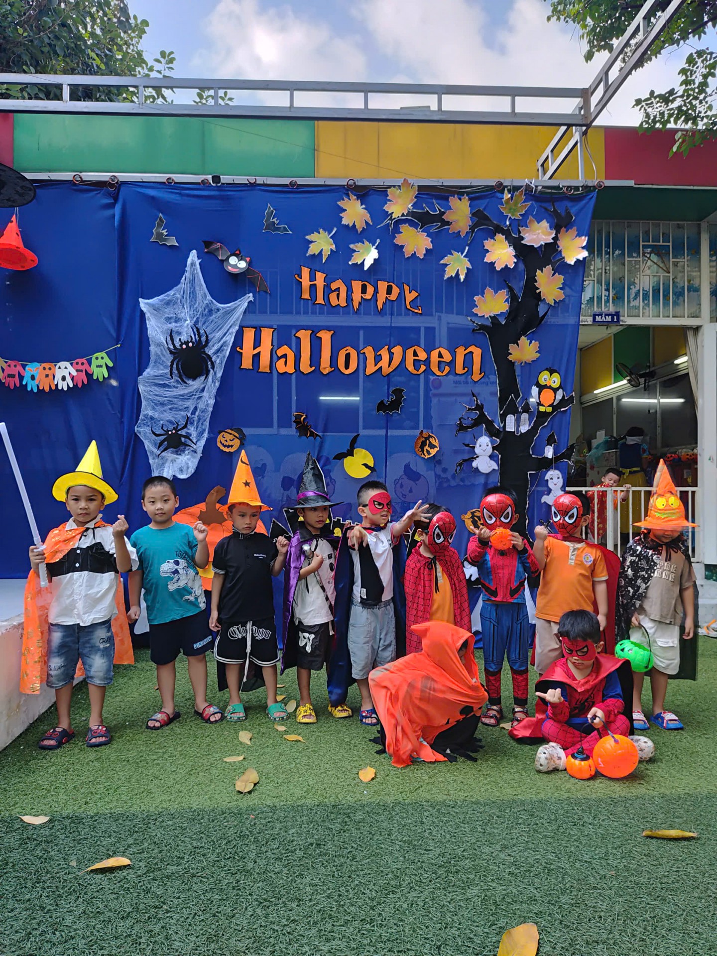 HAPPY HALLOWEEN 2024