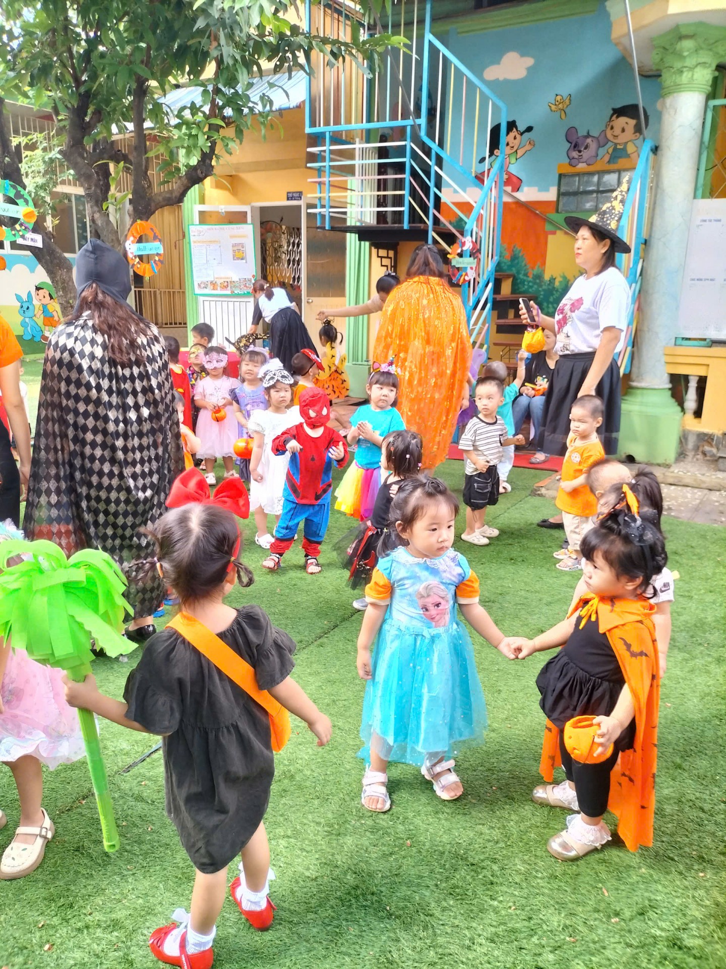 HAPPY HALLOWEEN 2024