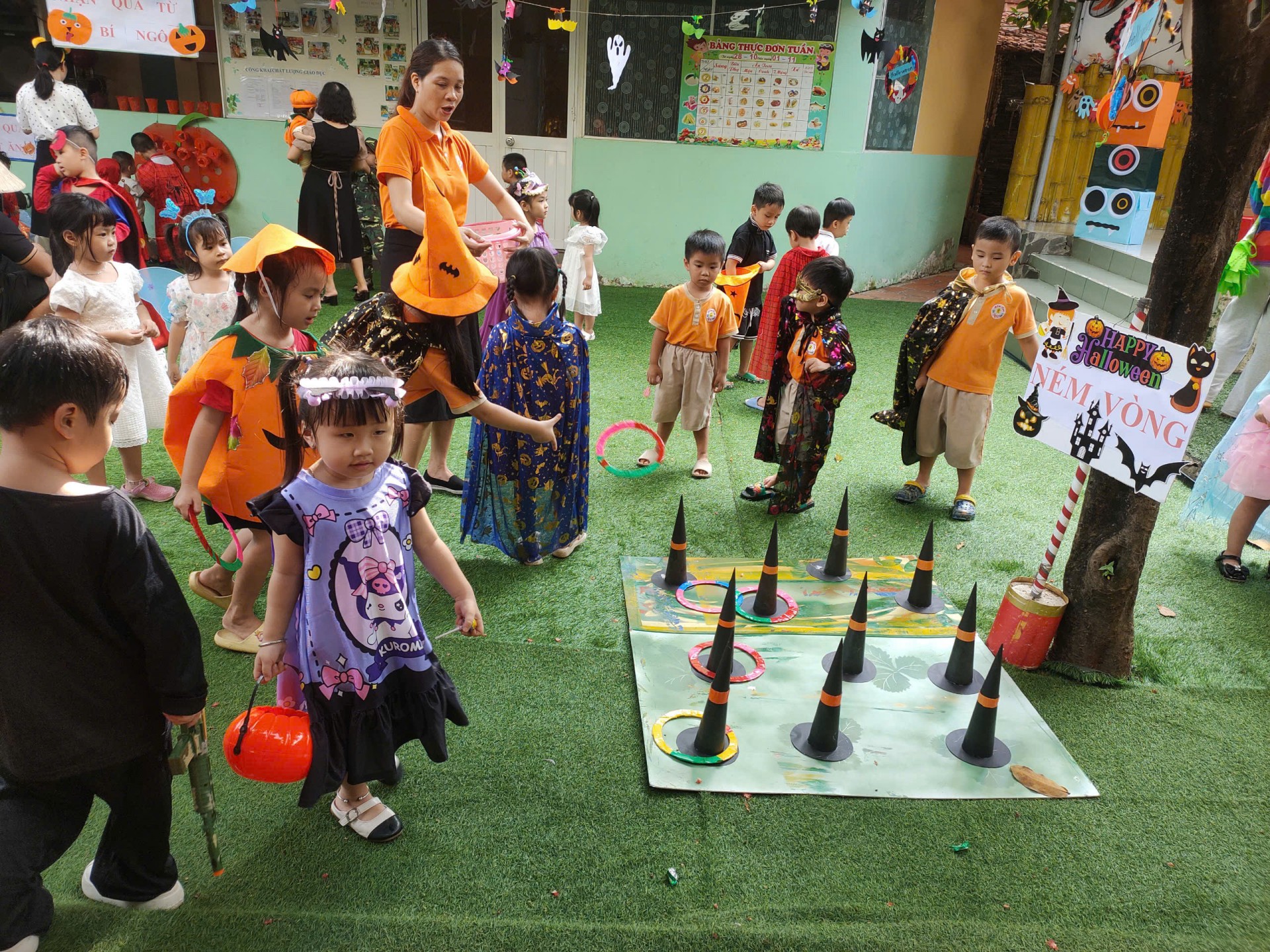 HAPPY HALLOWEEN 2024