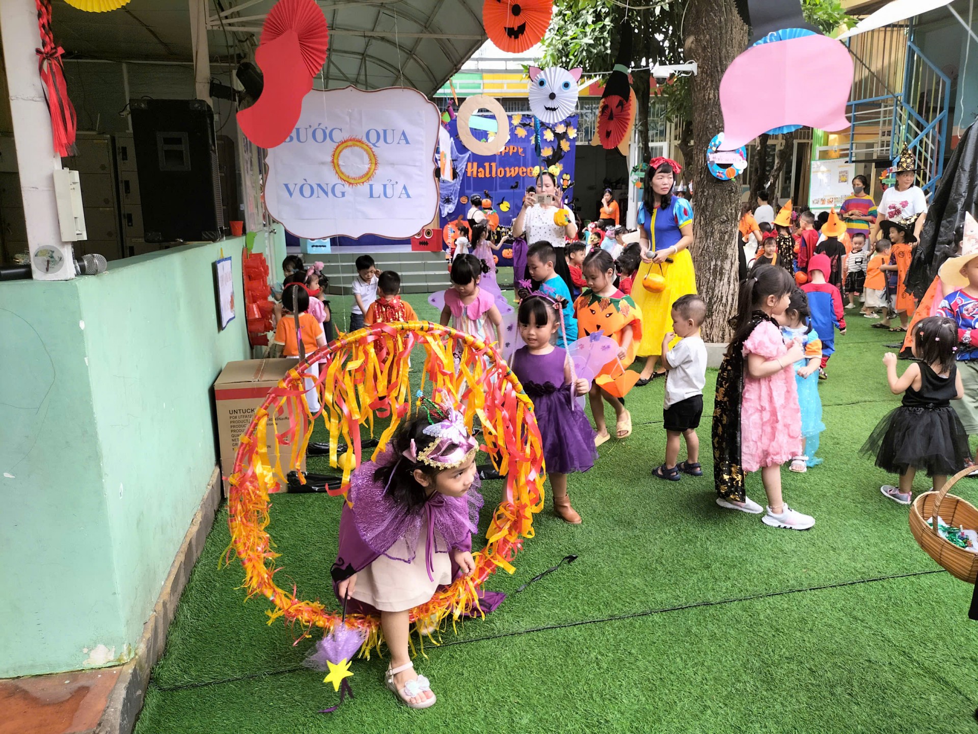 HAPPY HALLOWEEN 2024