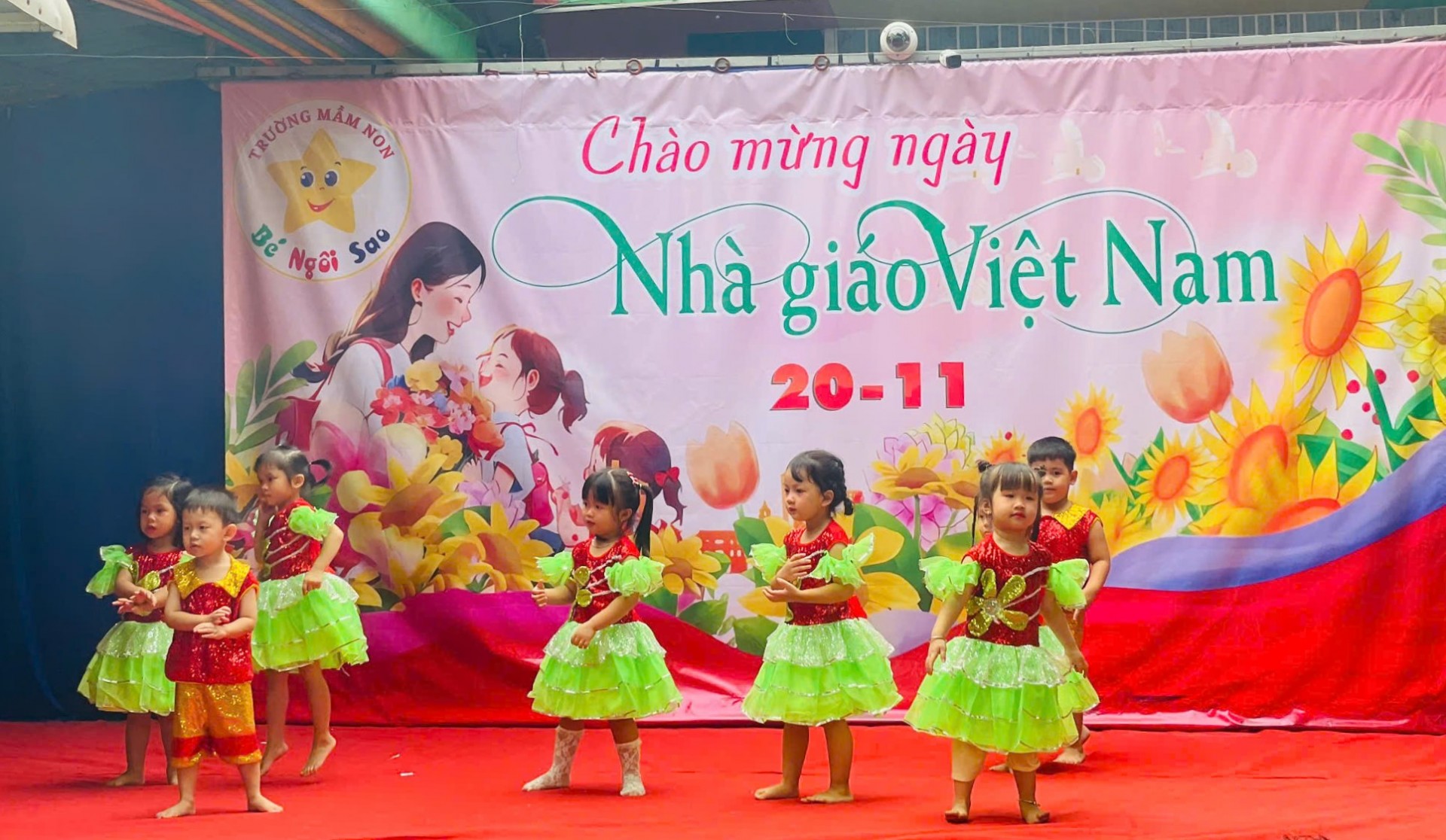 NGƯỜI THẦY ĐẦU TIÊN