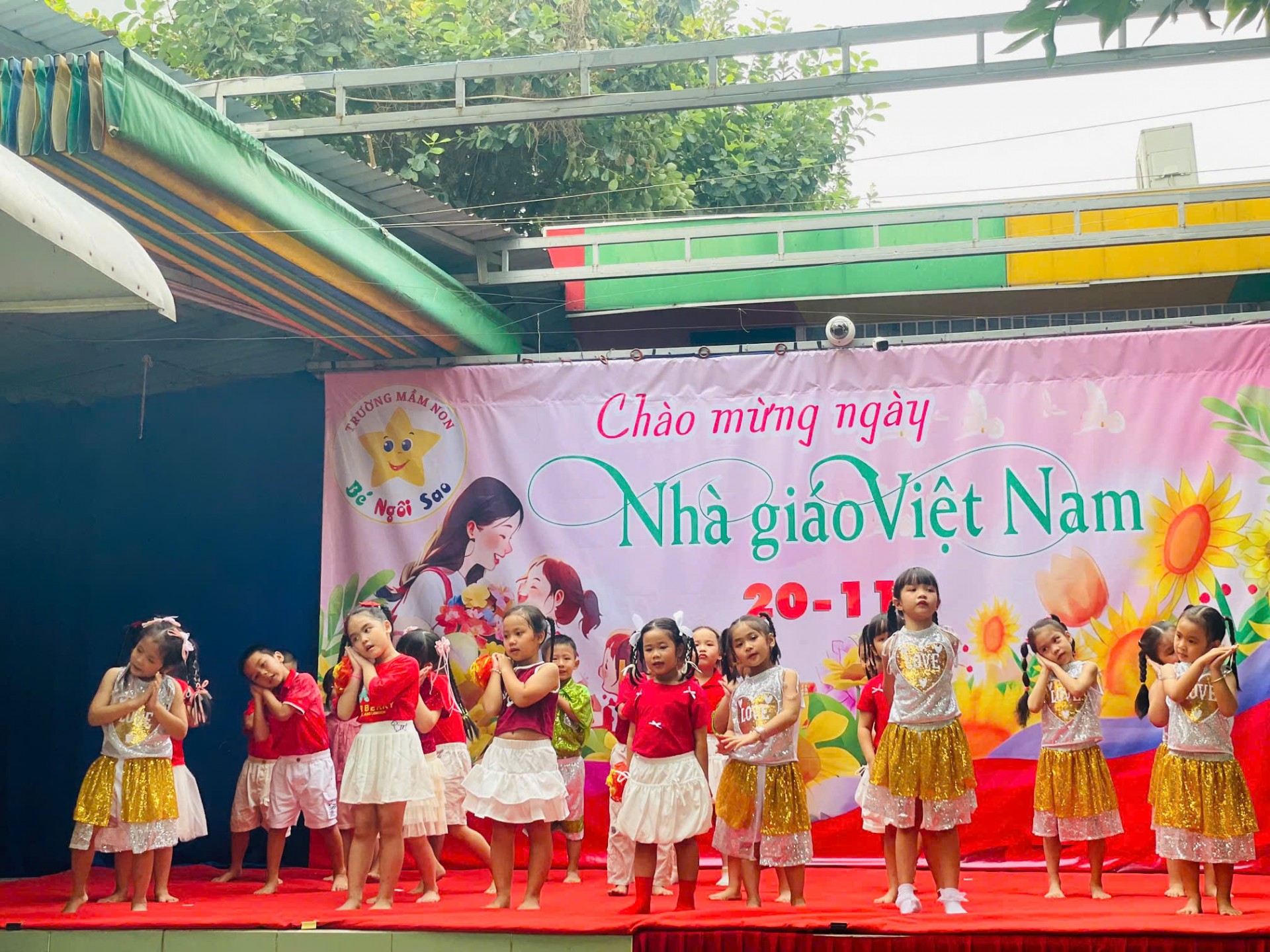 NGƯỜI THẦY ĐẦU TIÊN