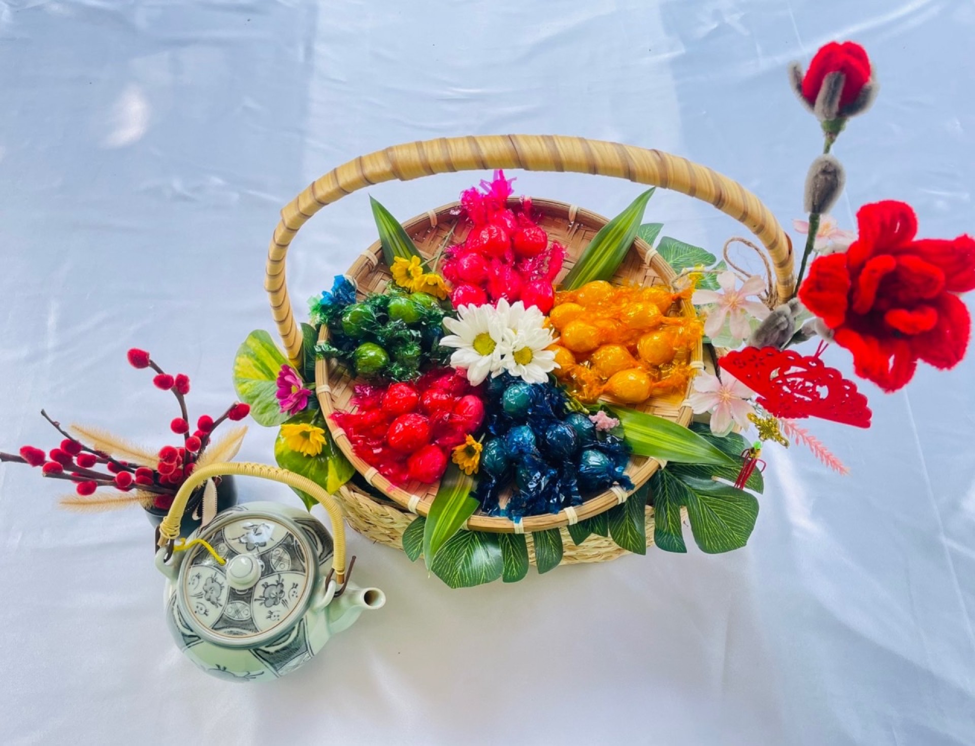 BÉ LÀM BÁNH MỨT NGÀY TẾT 2024