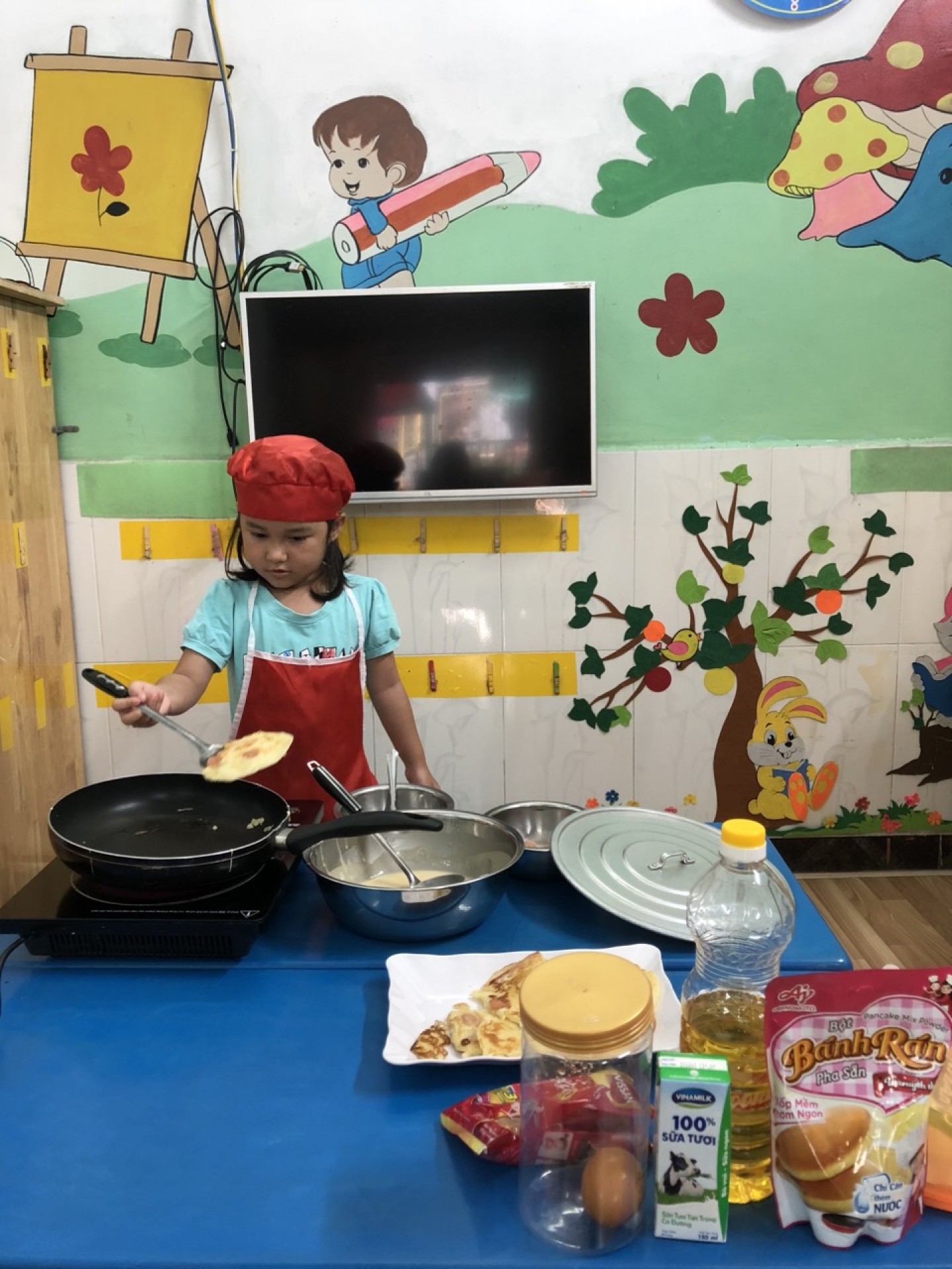 BƯA XẾ VUI NHỘN