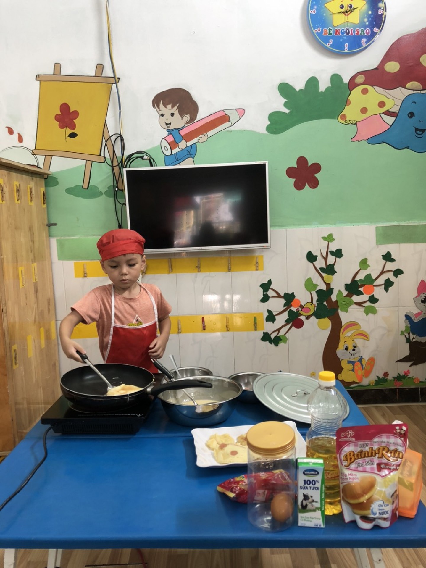 BƯA XẾ VUI NHỘN