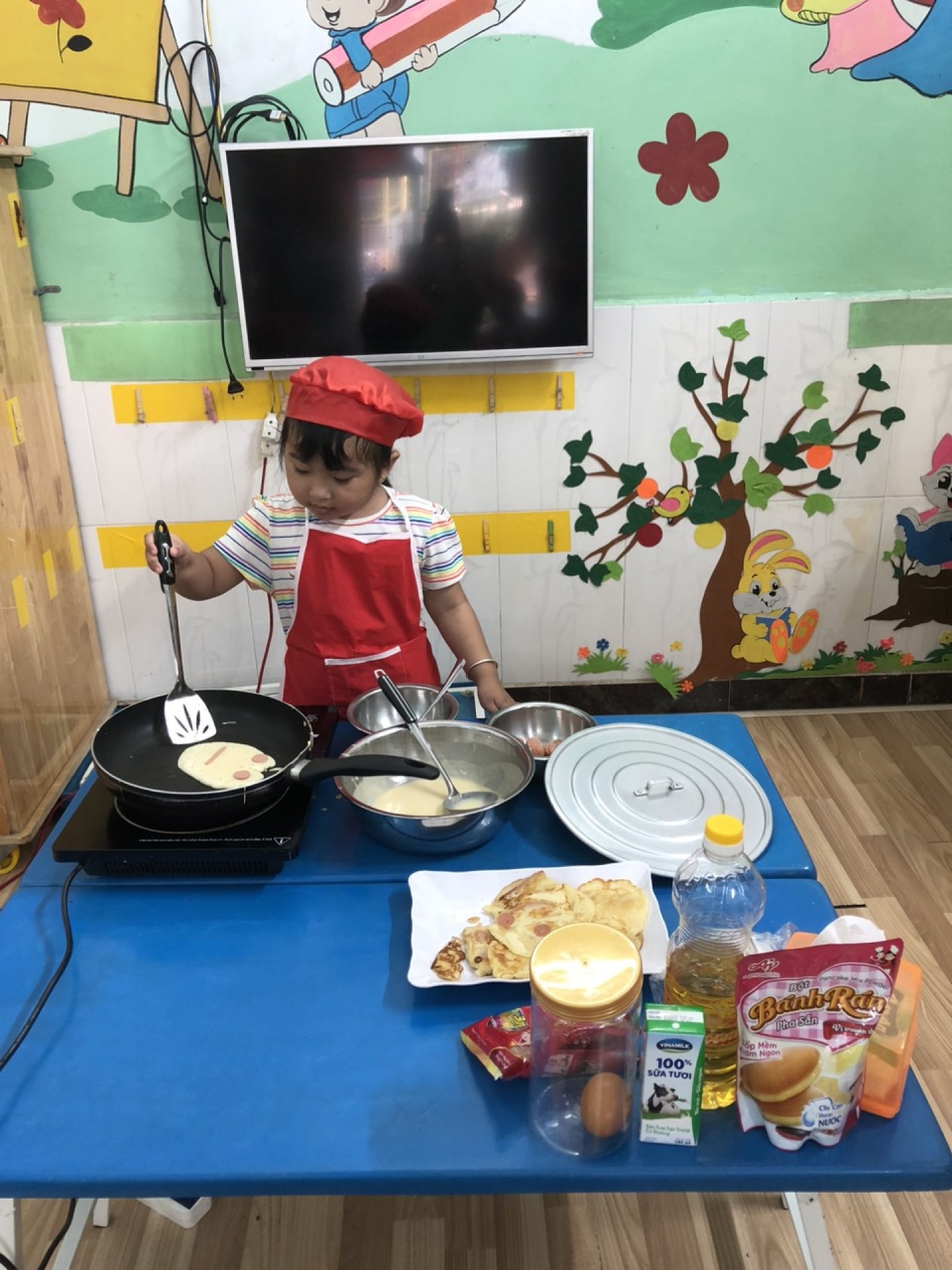 BƯA XẾ VUI NHỘN