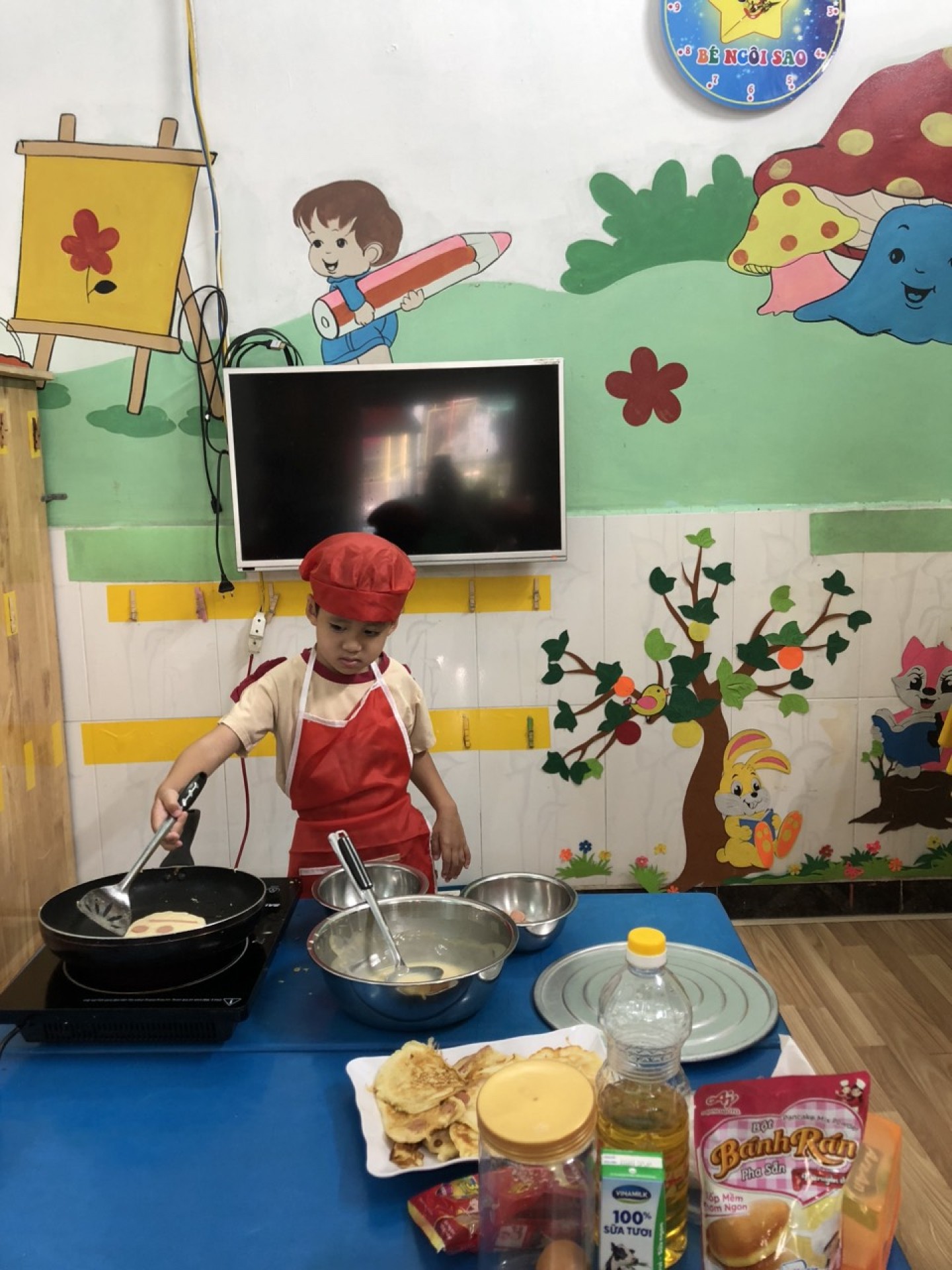 BƯA XẾ VUI NHỘN