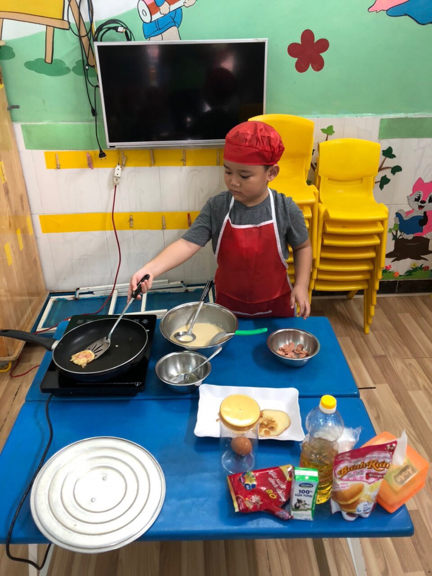 BƯA XẾ VUI NHỘN