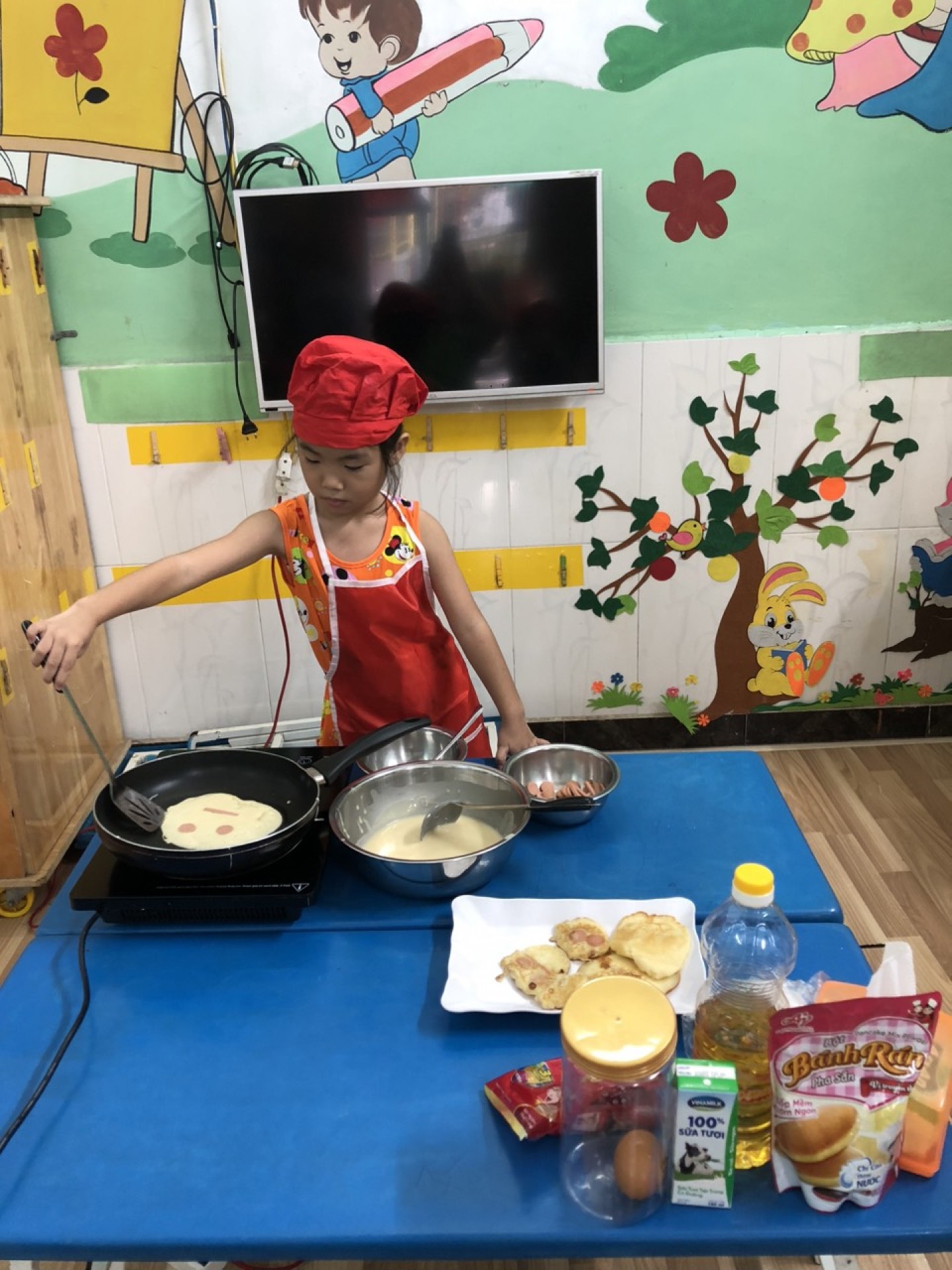 BƯA XẾ VUI NHỘN