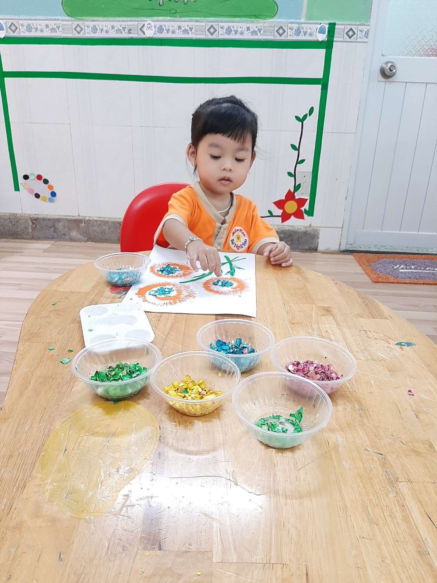 20/10 BÉ LÀM QUÀ TẶNG MẸ 