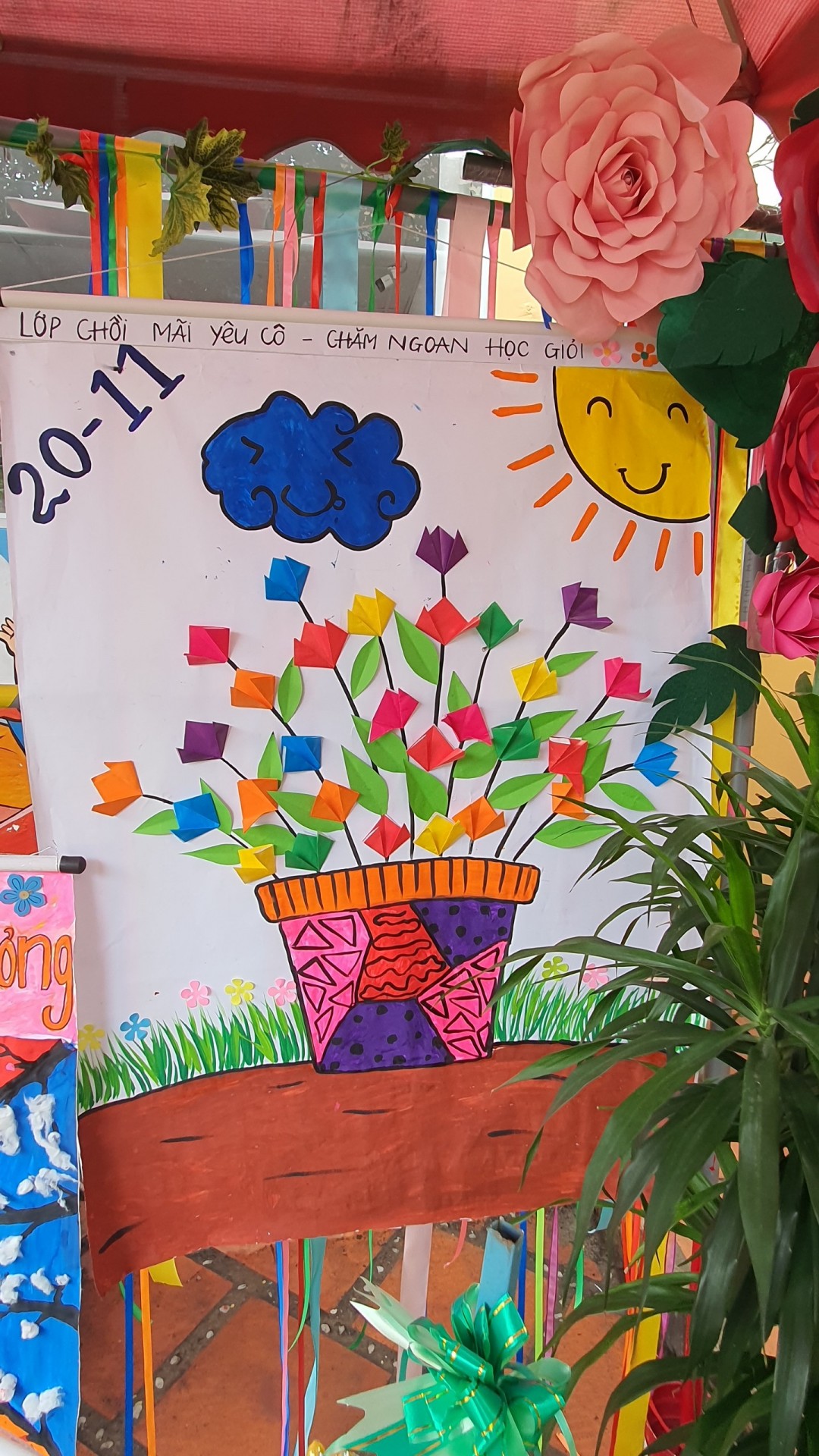 BÉ LÀM TRANH TẶNG CÔ NGÀY 20/11