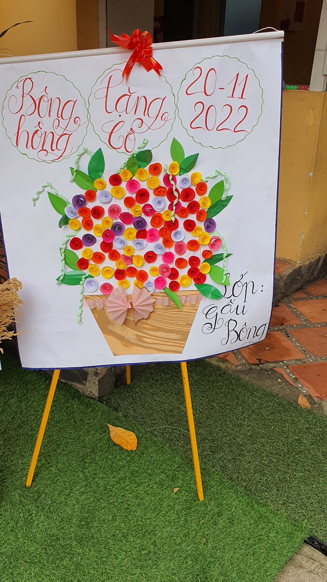 BÉ LÀM TRANH TẶNG CÔ NGÀY 20/11