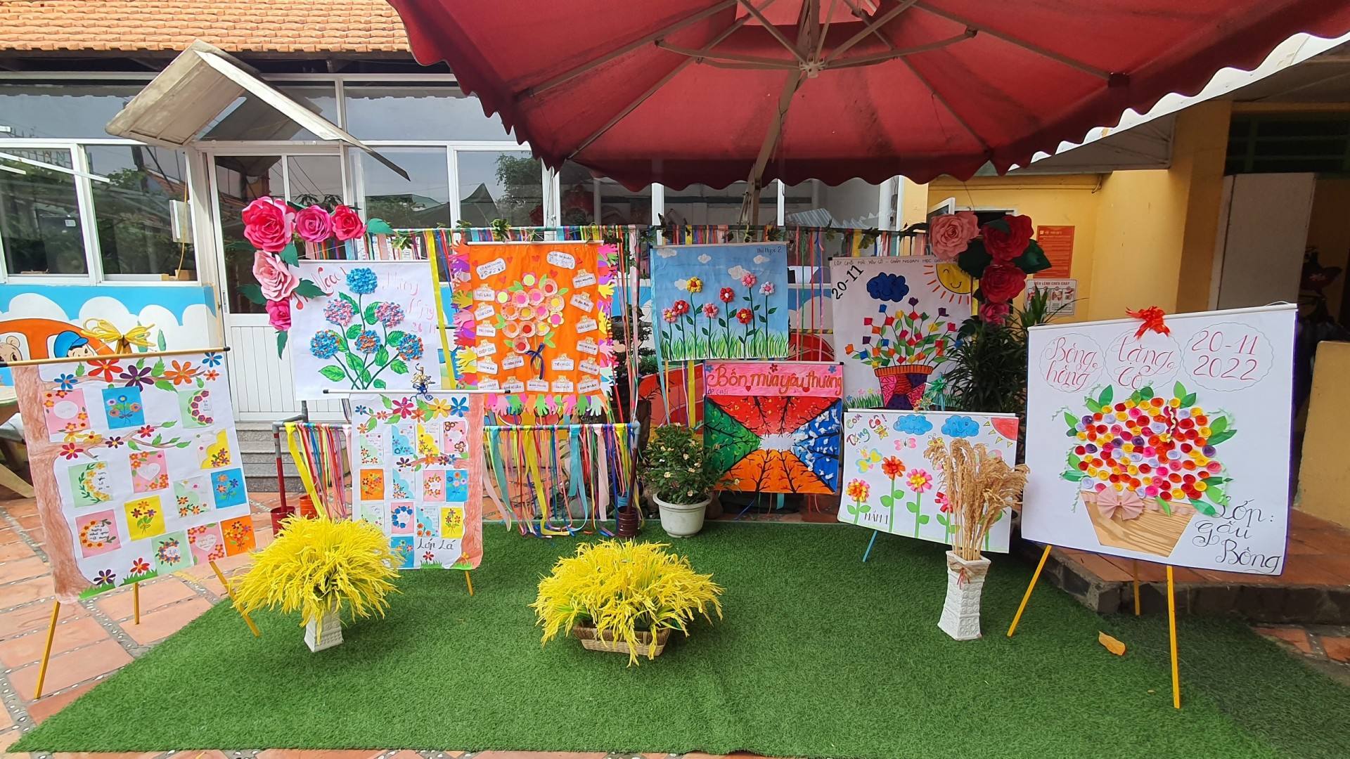 BÉ LÀM TRANH TẶNG CÔ NGÀY 20/11